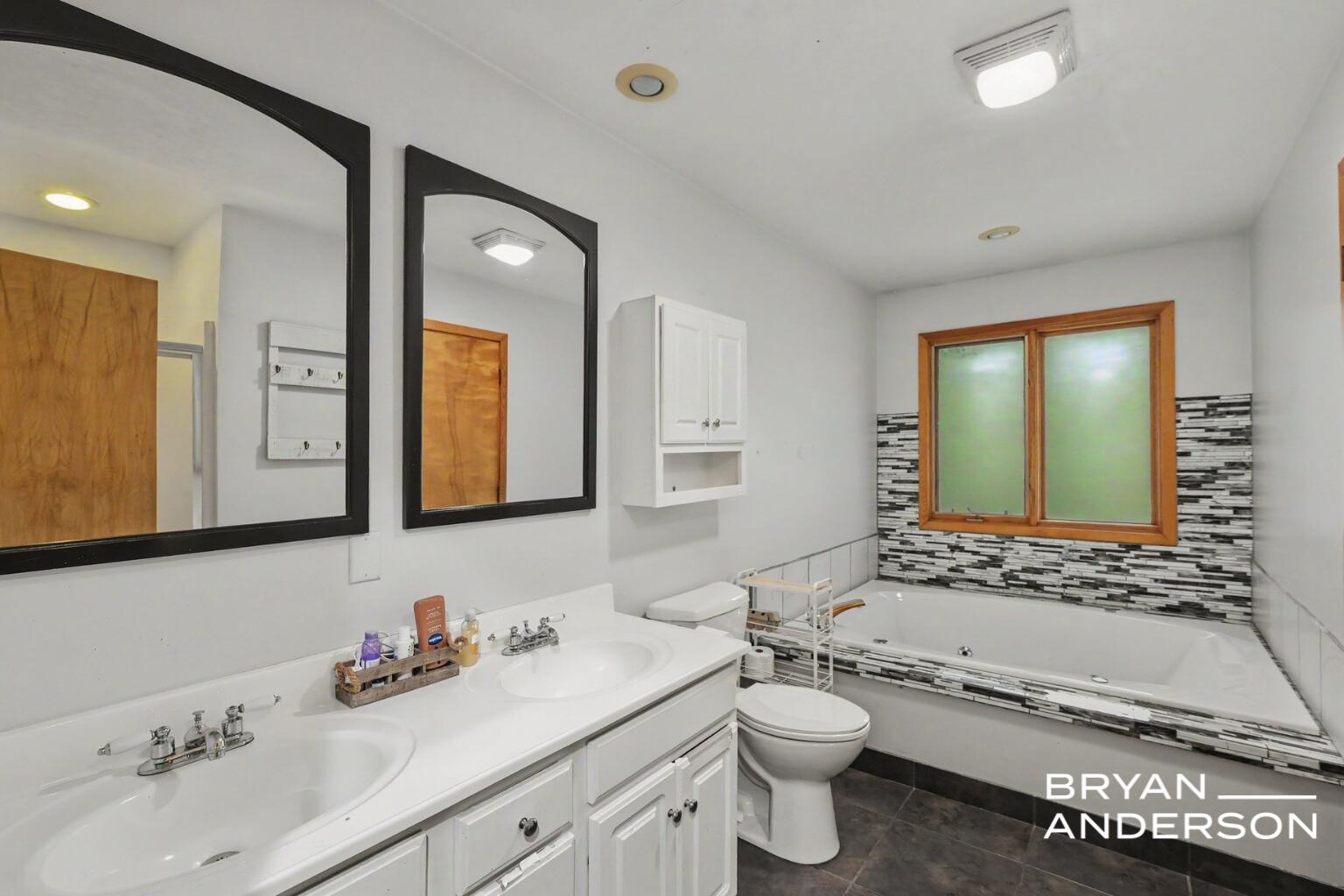 6158 Miramonte Drive NE Rockford MI 49341