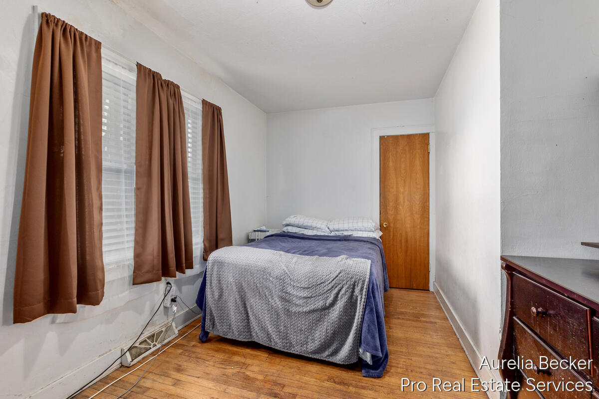 210 44th Street SE Grand Rapids MI 49548