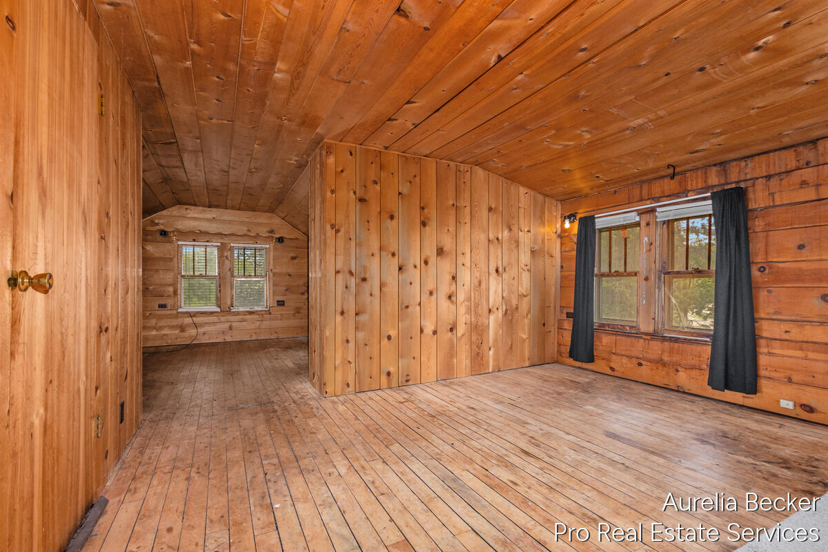 210 44th Street SE Grand Rapids MI 49548