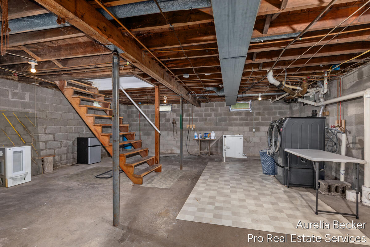 210 44th Street SE Grand Rapids MI 49548