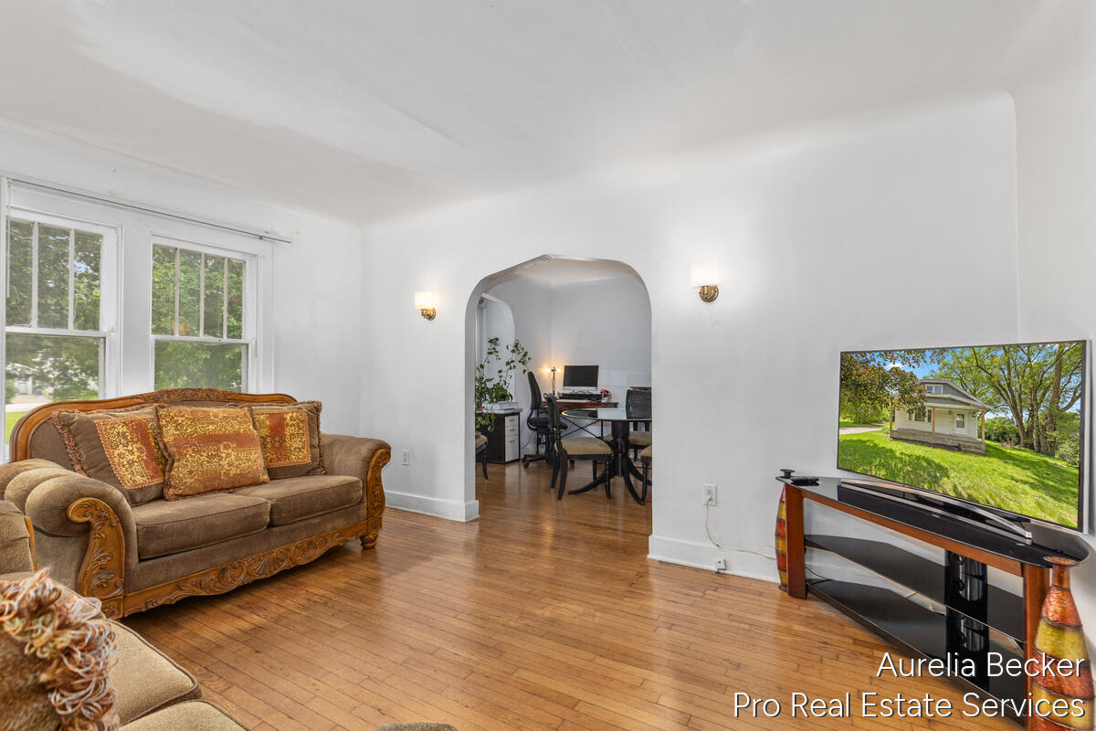 210 44th Street SE Grand Rapids MI 49548