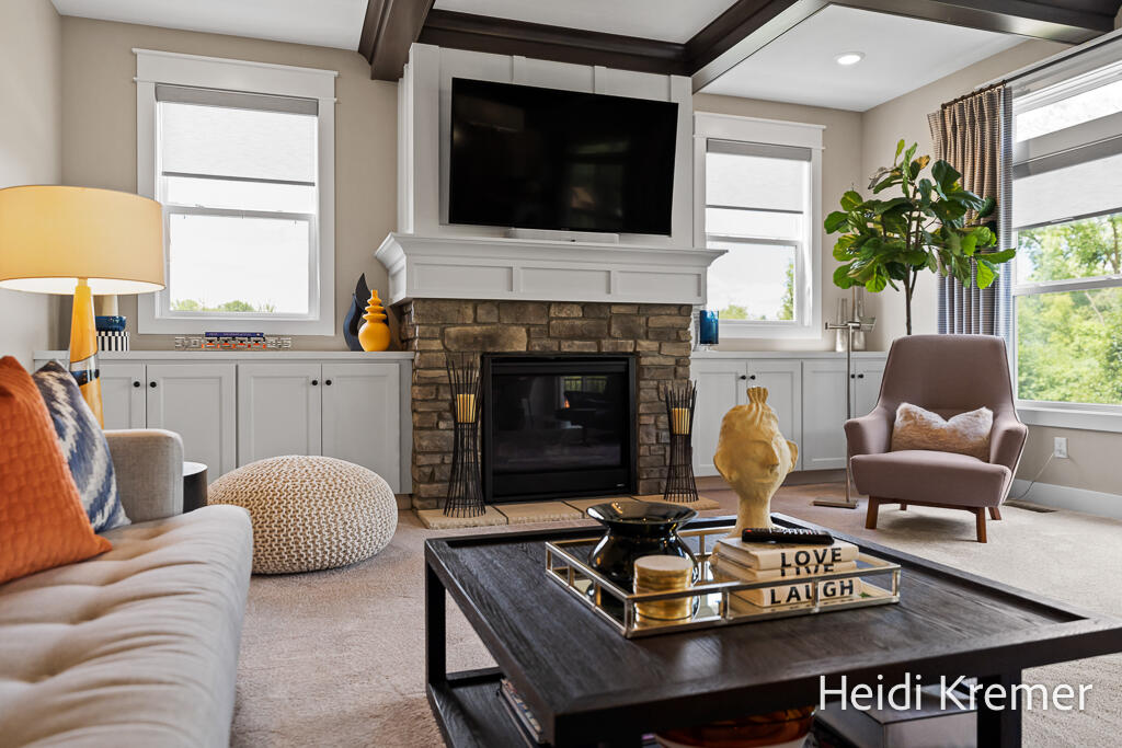 4139 Old Hawk Court NE Grand Rapids MI 49525