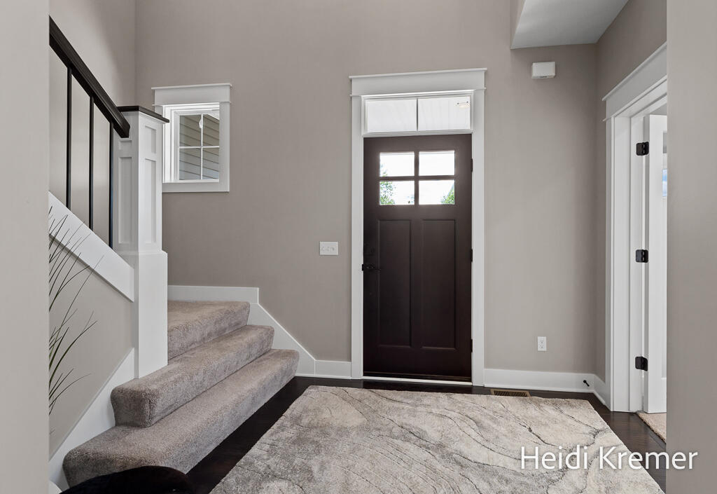 4139 Old Hawk Court NE Grand Rapids MI 49525