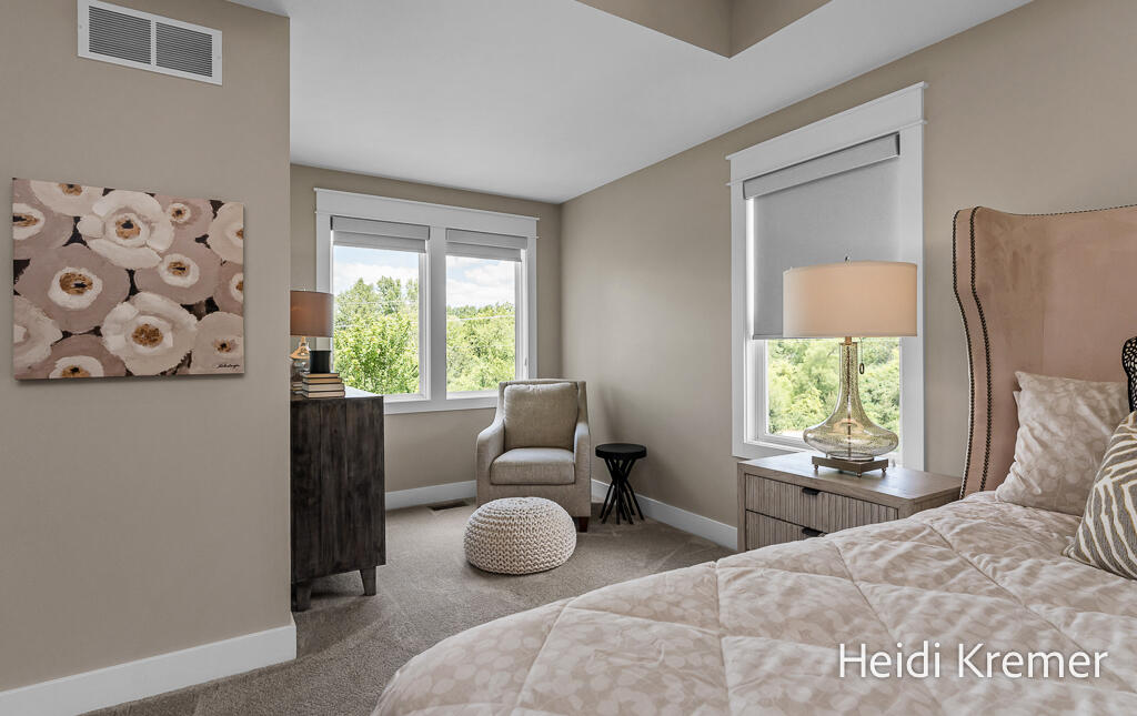 4139 Old Hawk Court NE Grand Rapids MI 49525