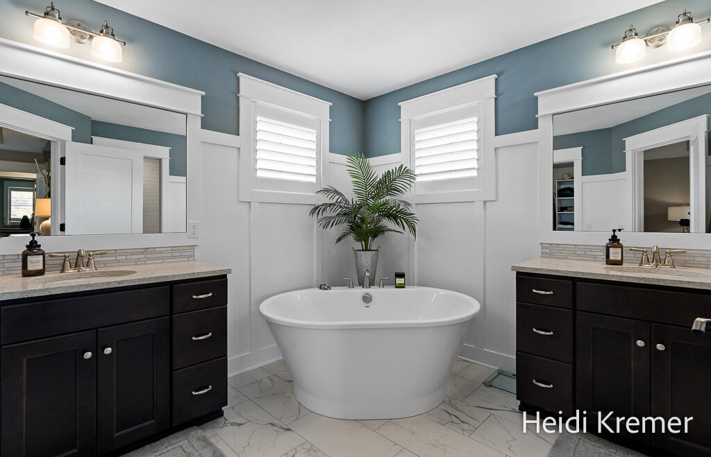 4139 Old Hawk Court NE Grand Rapids MI 49525