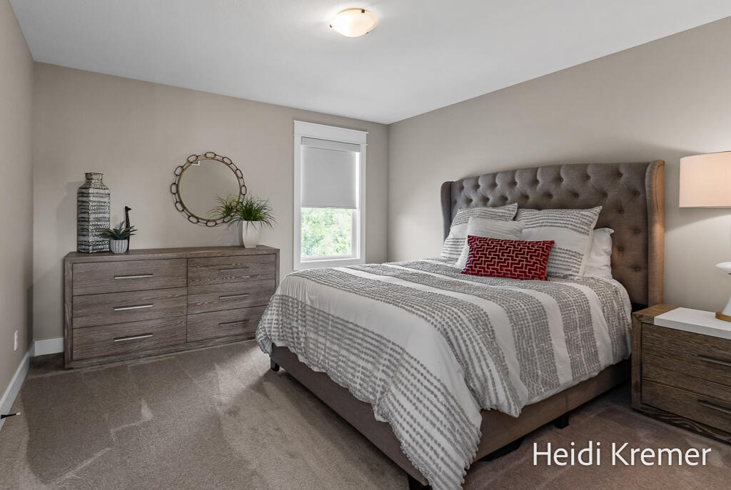 4139 Old Hawk Court NE Grand Rapids MI 49525