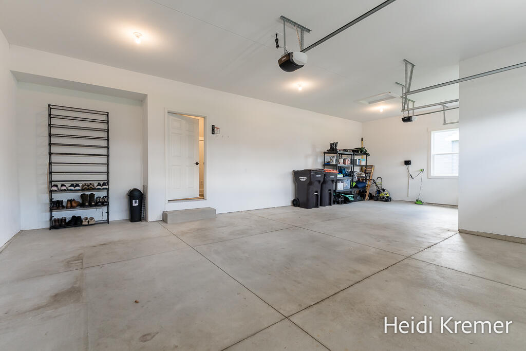 4139 Old Hawk Court NE Grand Rapids MI 49525