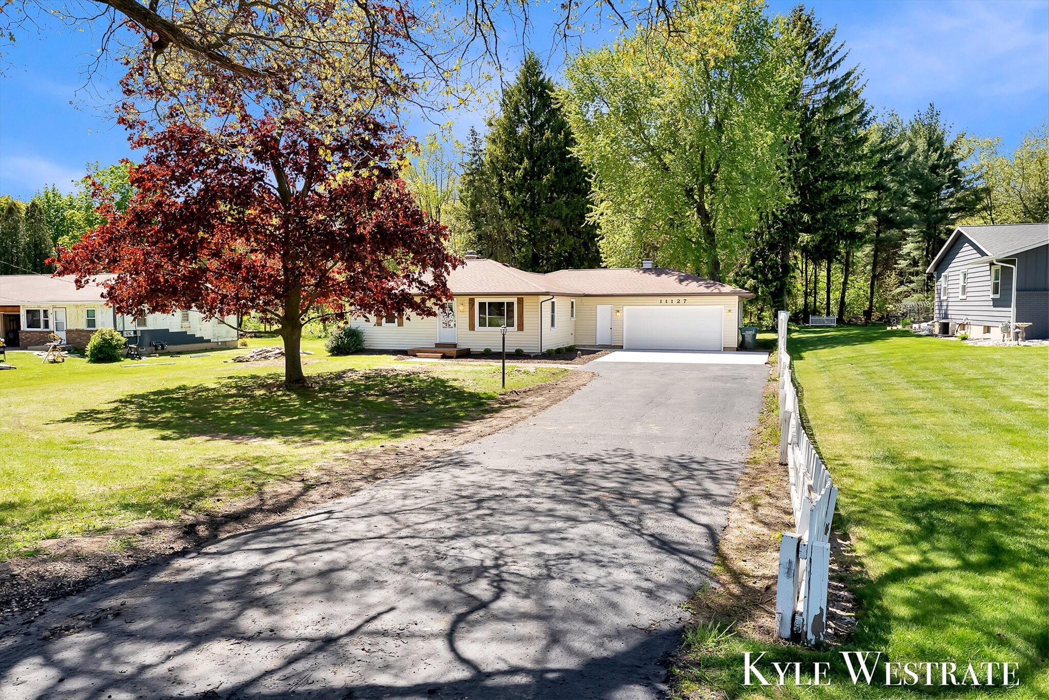 11127 8th Avenue Grand Rapids MI 49534
