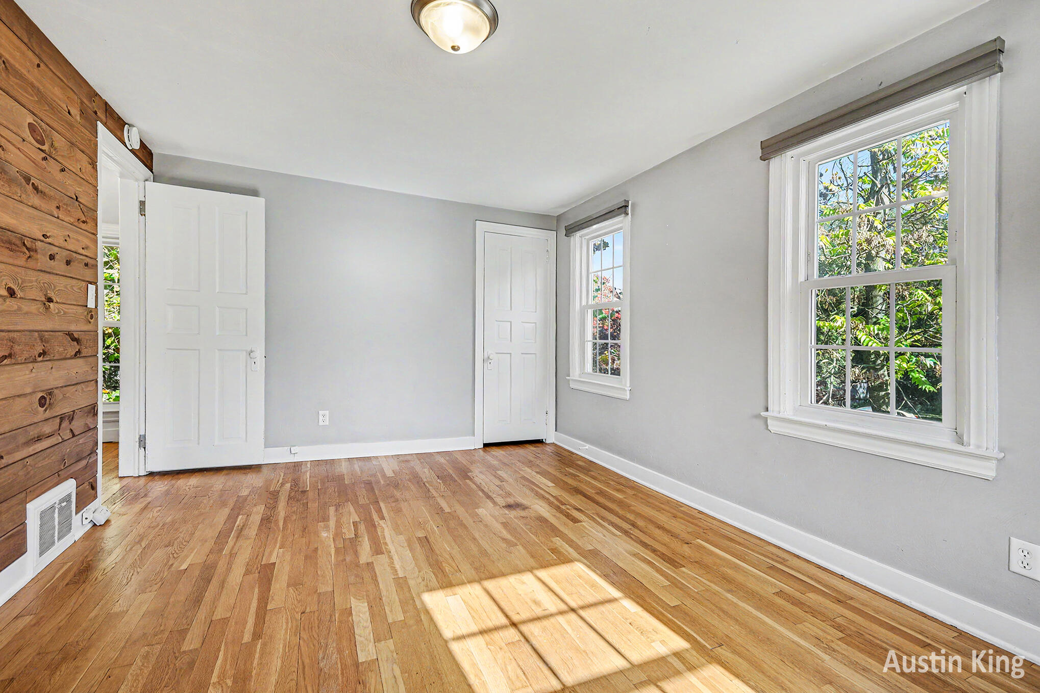 1241 Boston Street SE Grand Rapids MI 49507