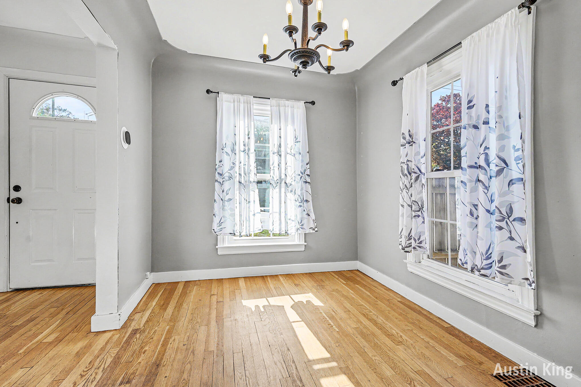 1241 Boston Street SE Grand Rapids MI 49507