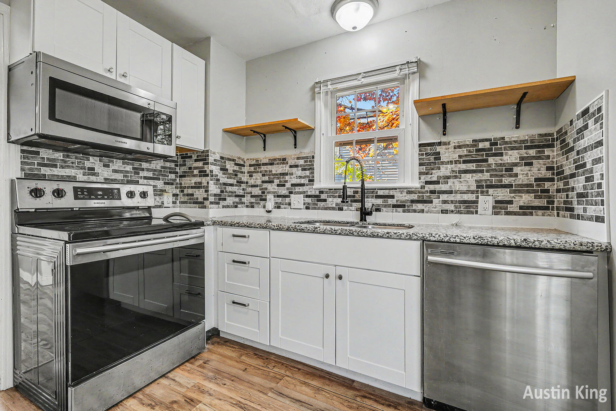1241 Boston Street SE Grand Rapids MI 49507
