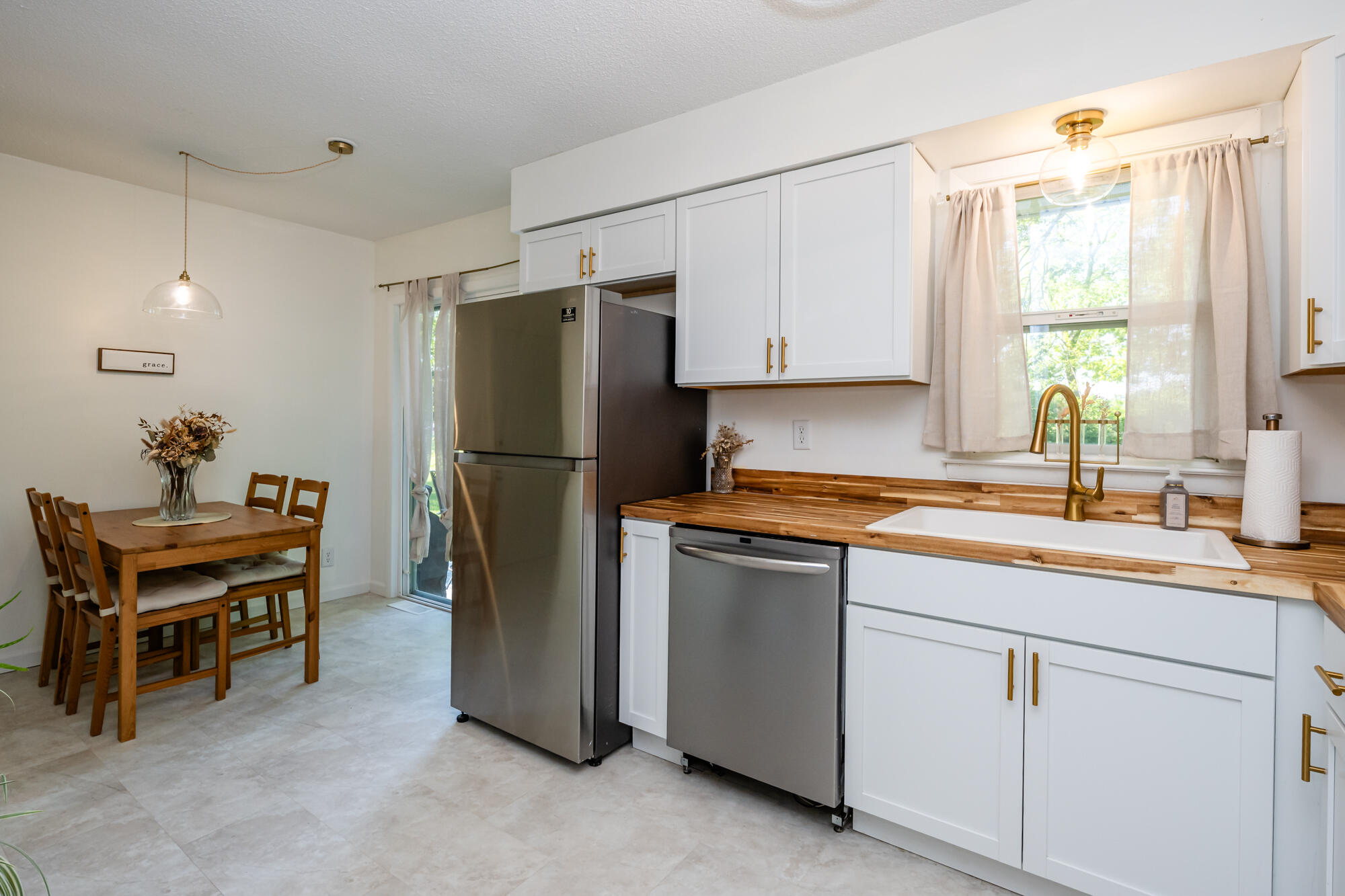 264 Leedy Street Coloma MI 49038