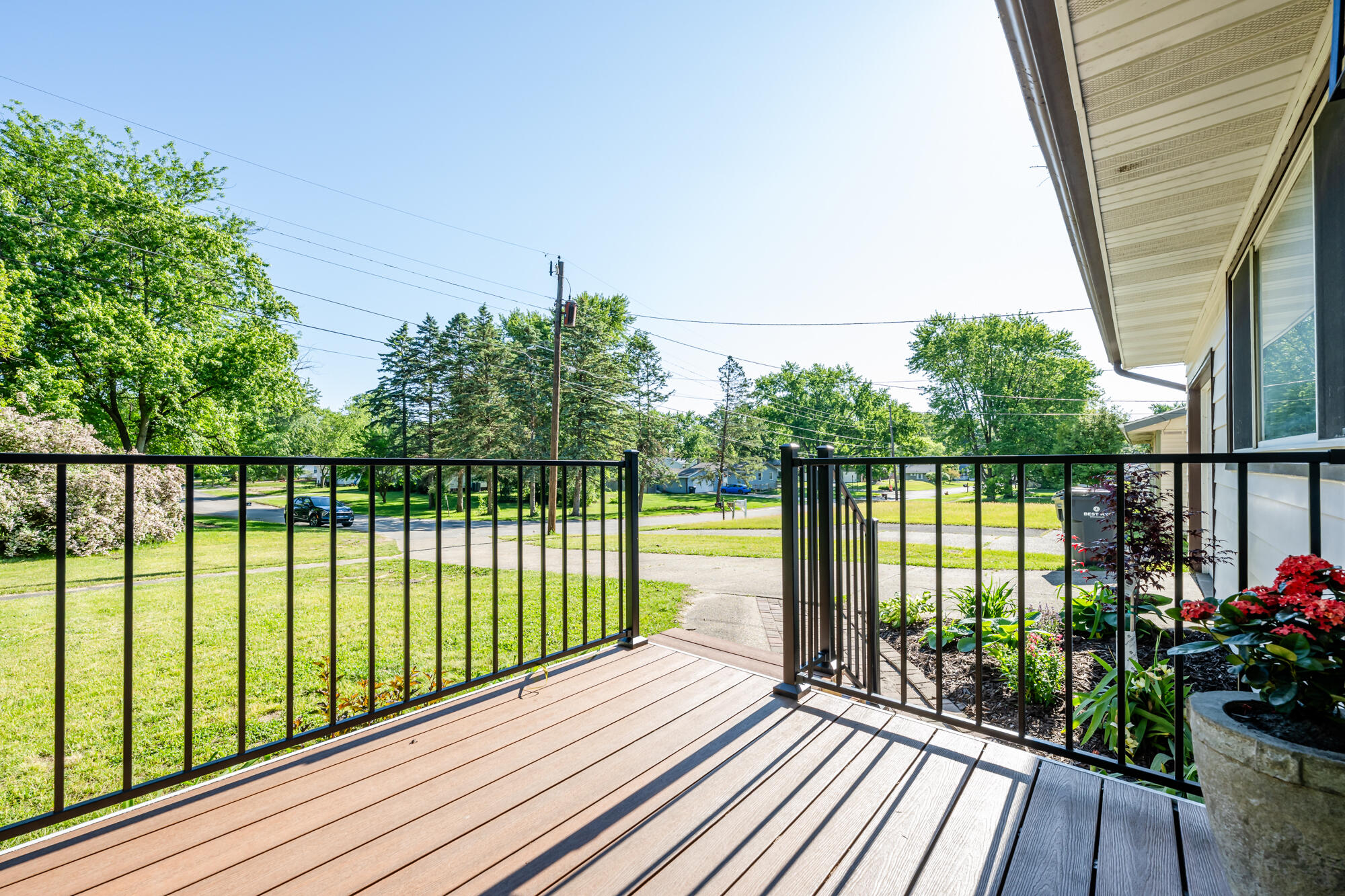 264 Leedy Street Coloma MI 49038