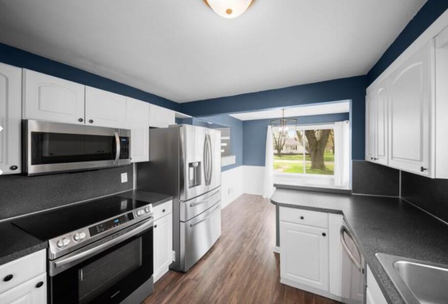 10517 Mary Ann Street Zeeland MI 49464