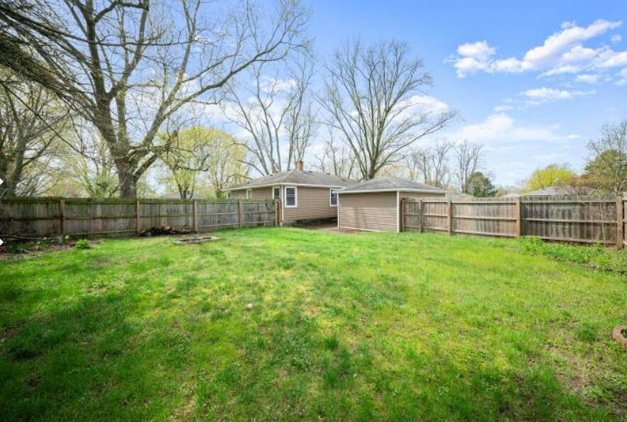 10517 Mary Ann Street Zeeland MI 49464