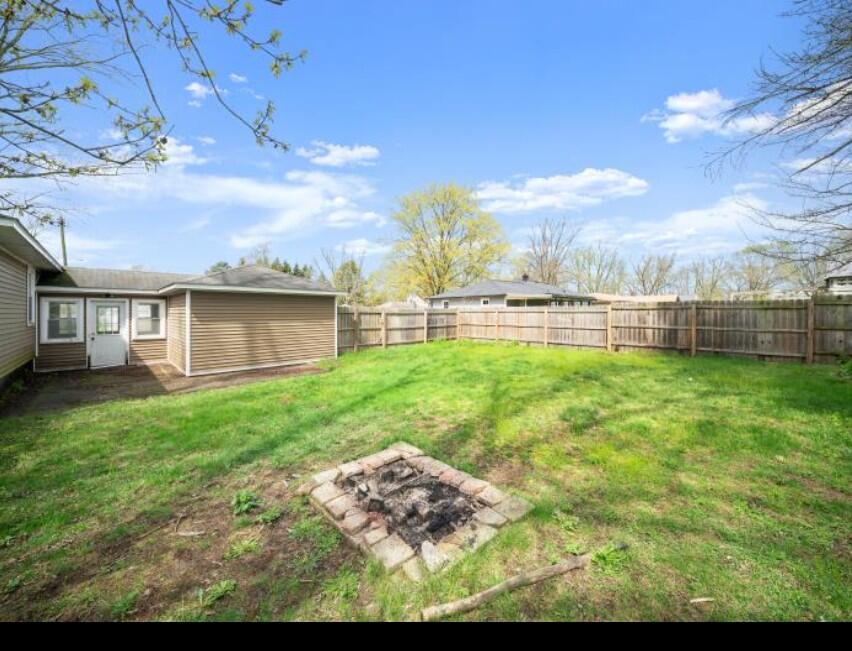 10517 Mary Ann Street Zeeland MI 49464