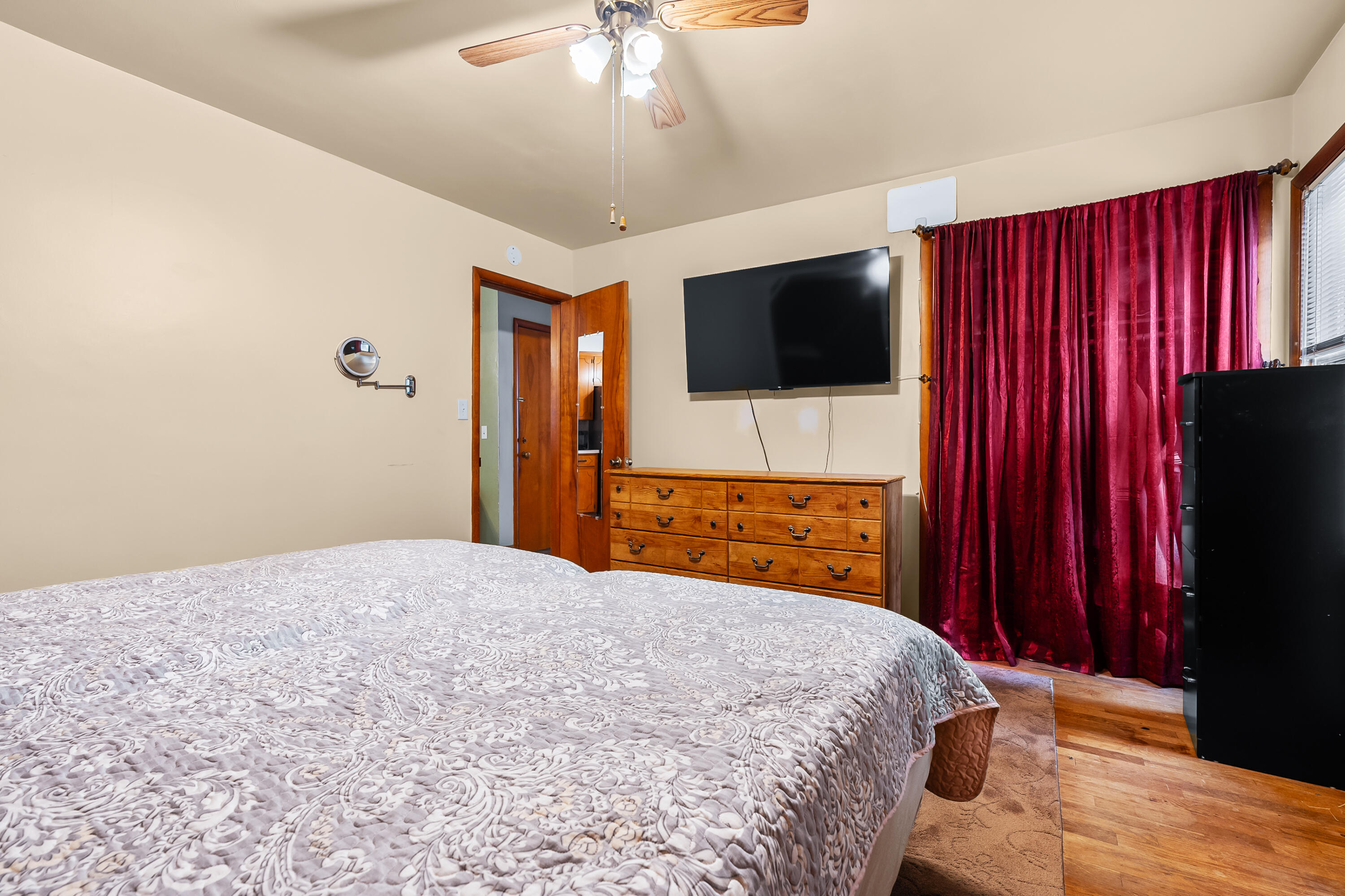 1753 E Ogden Circle Benton Harbor MI 49022