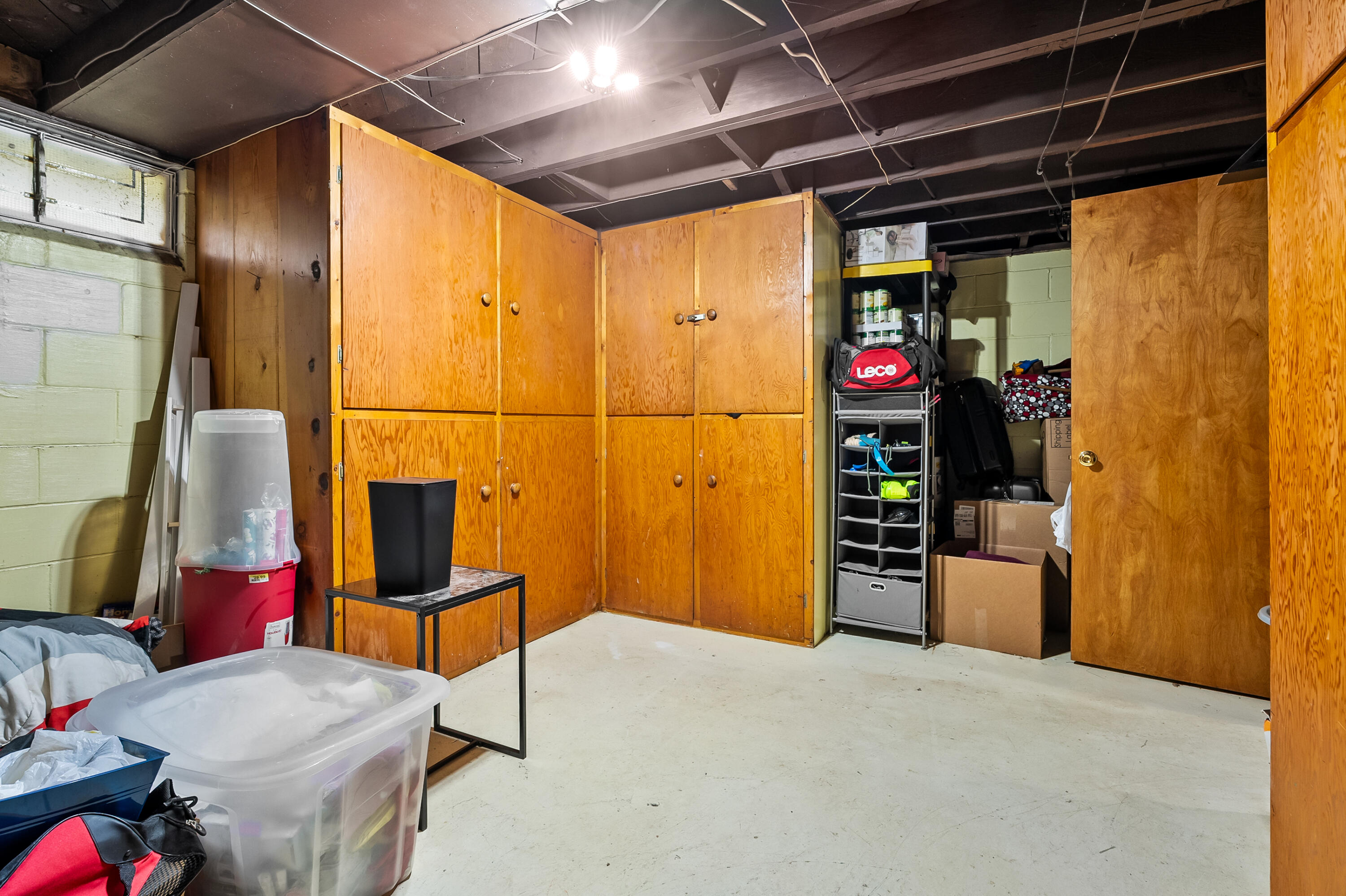 1753 E Ogden Circle Benton Harbor MI 49022