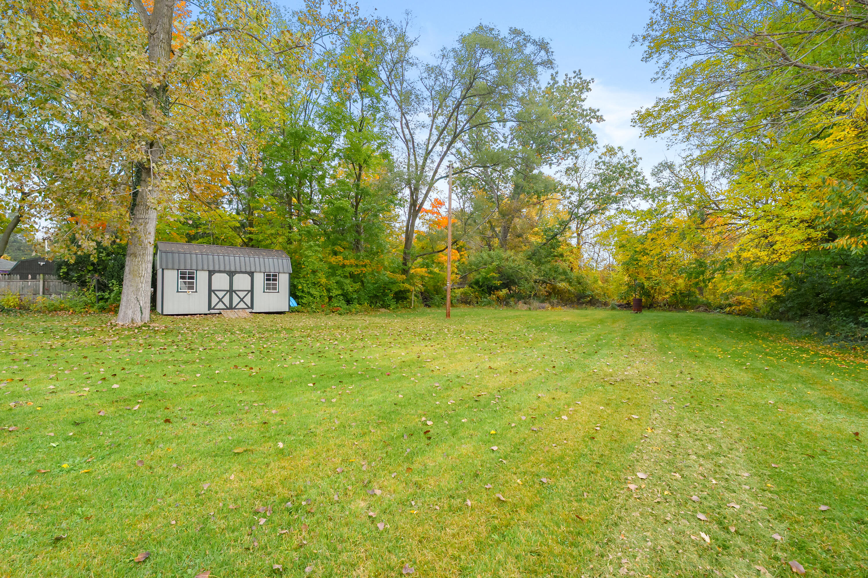 1753 E Ogden Circle Benton Harbor MI 49022
