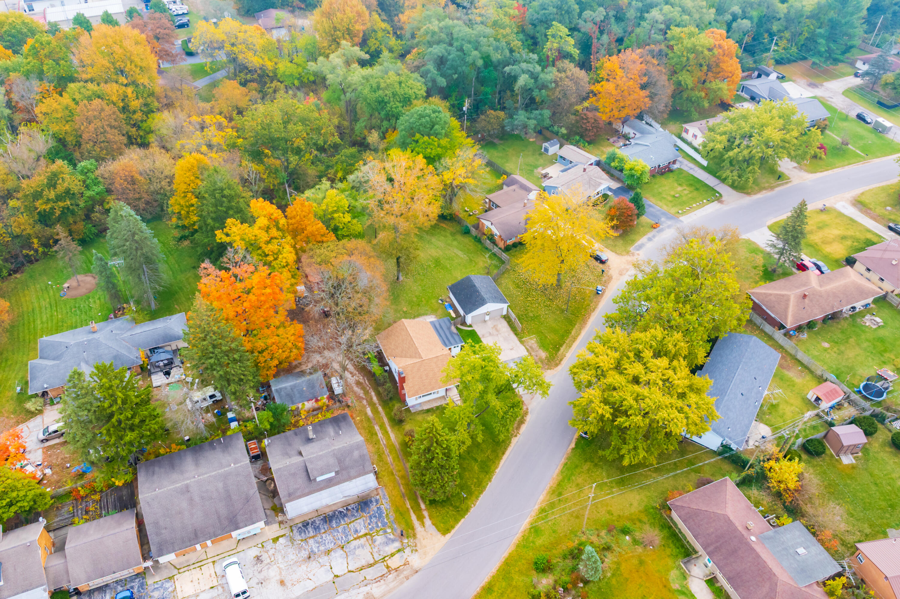 1753 E Ogden Circle Benton Harbor MI 49022