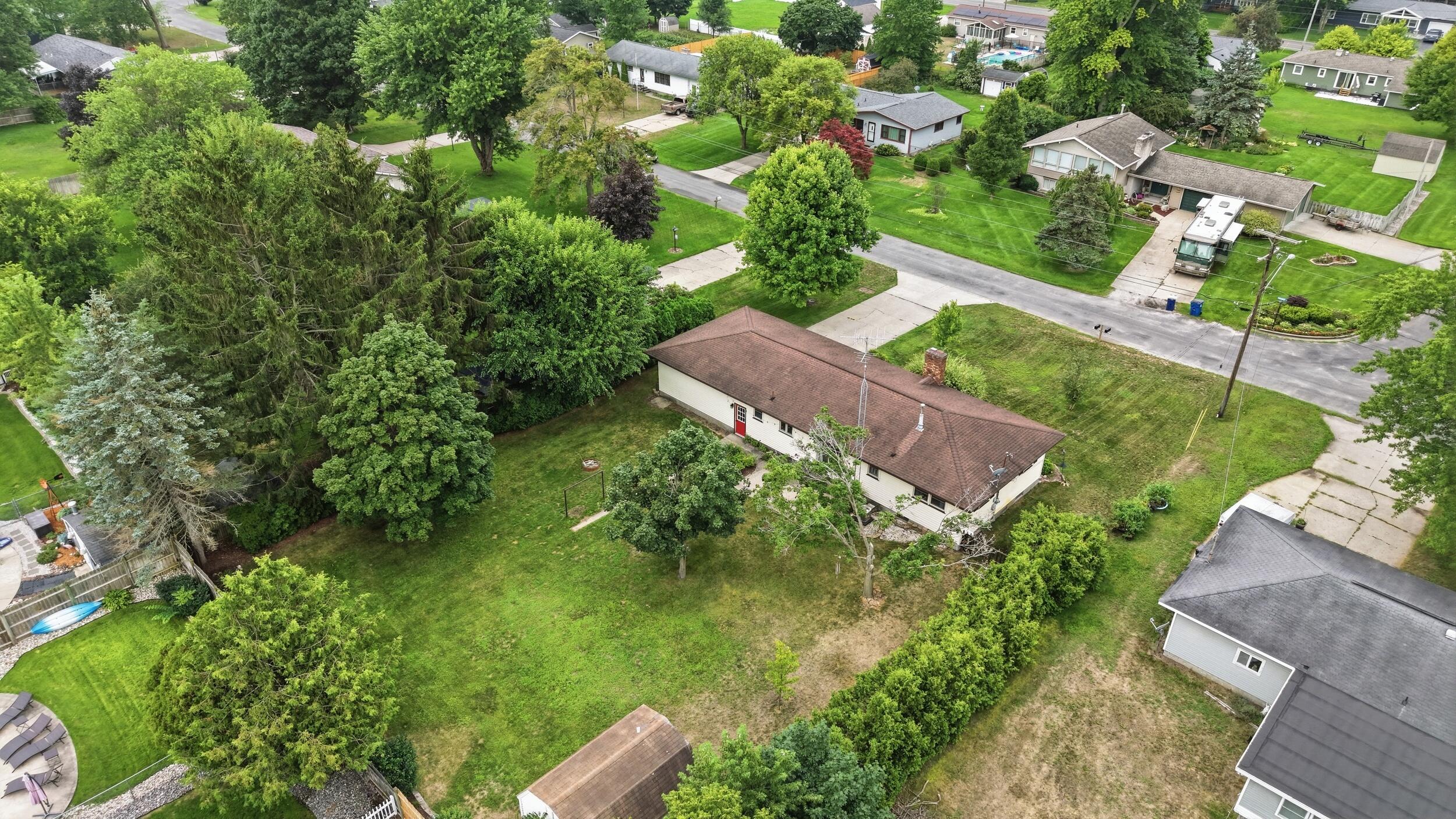 3710 Manning Street Muskegon MI 49444