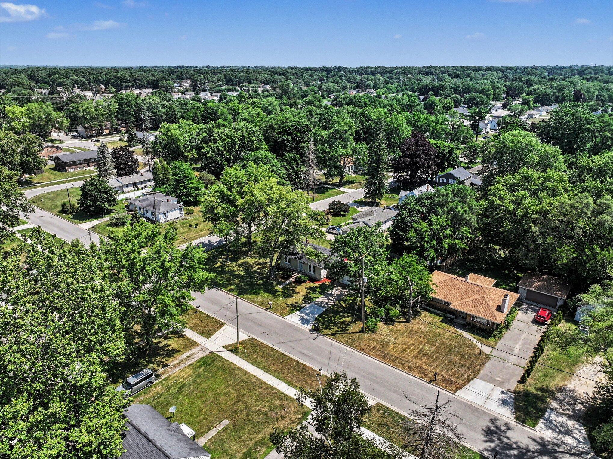 5134 Heyboer Avenue SE Grand Rapids MI 49548