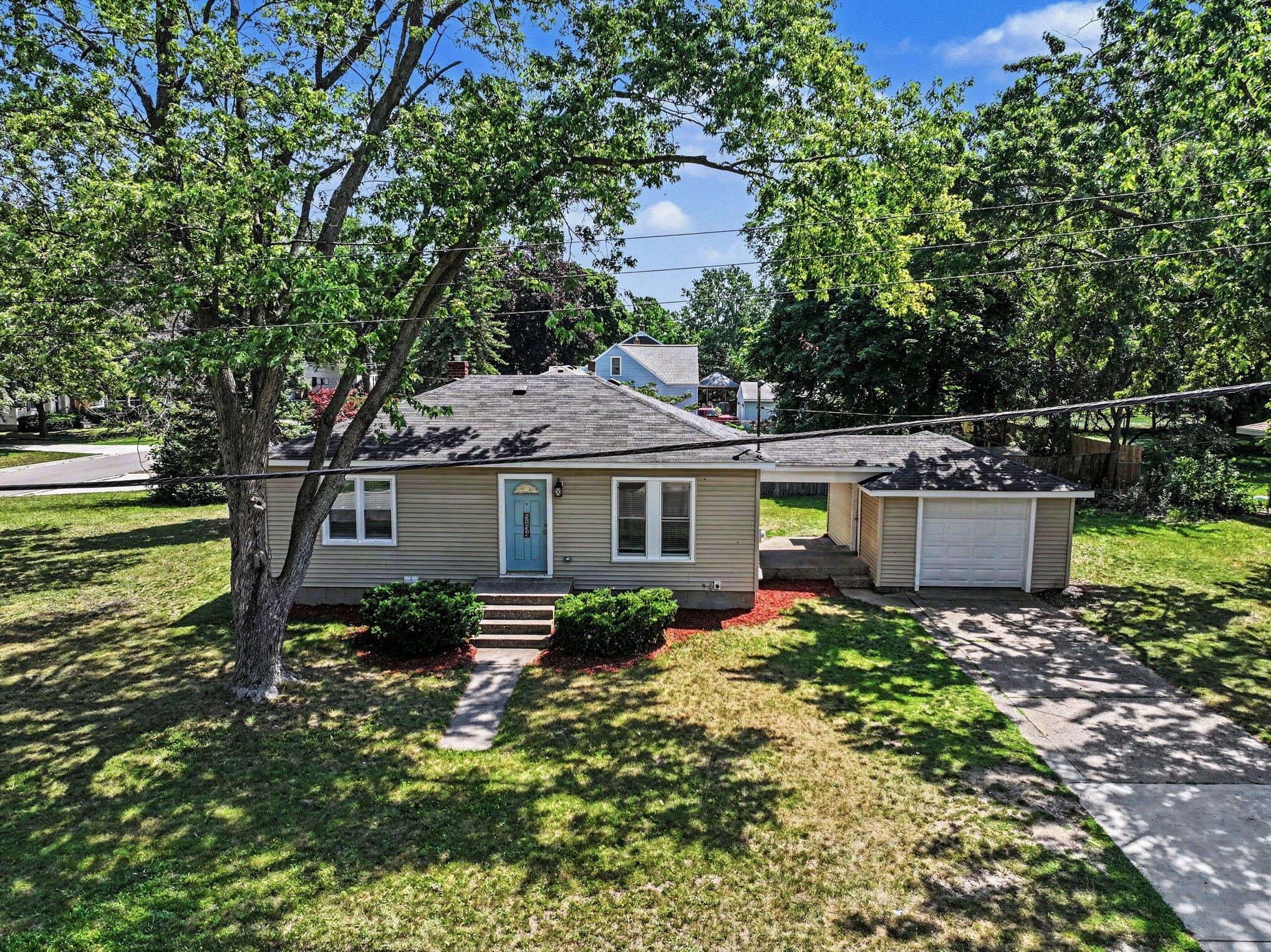 5134 Heyboer Avenue SE Grand Rapids MI 49548