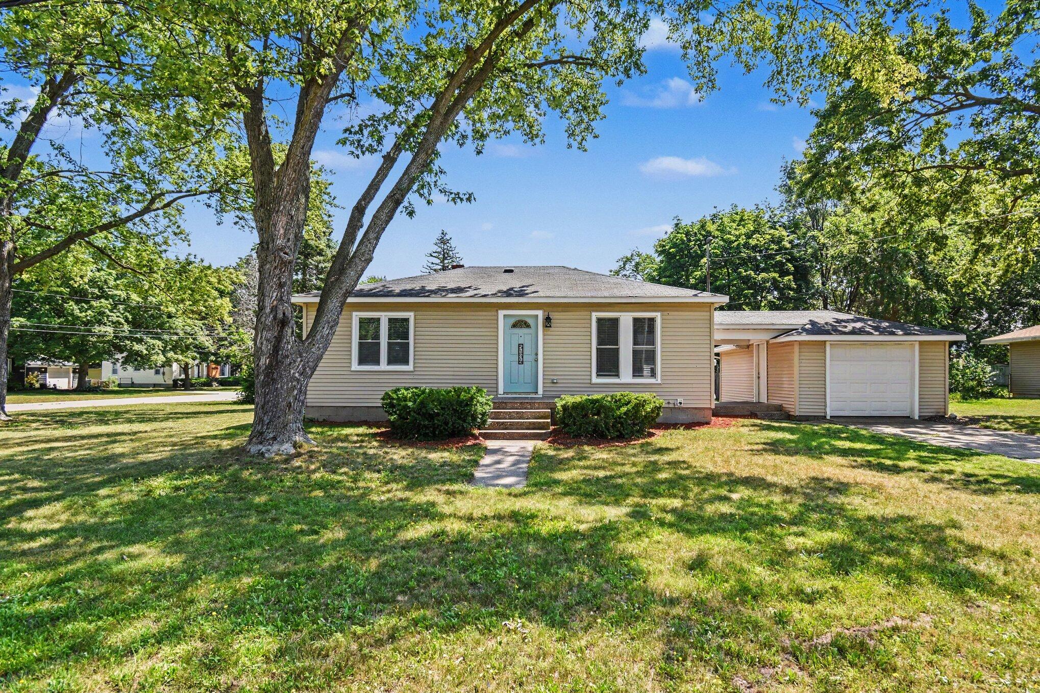 5134 Heyboer Avenue SE Grand Rapids MI 49548