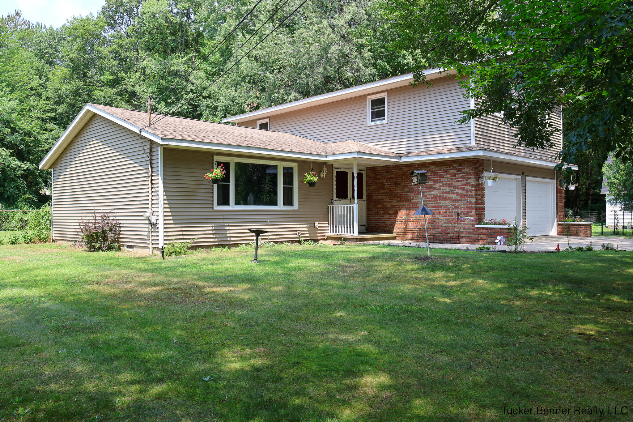 37 S Bear Lake Road Muskegon MI 49445