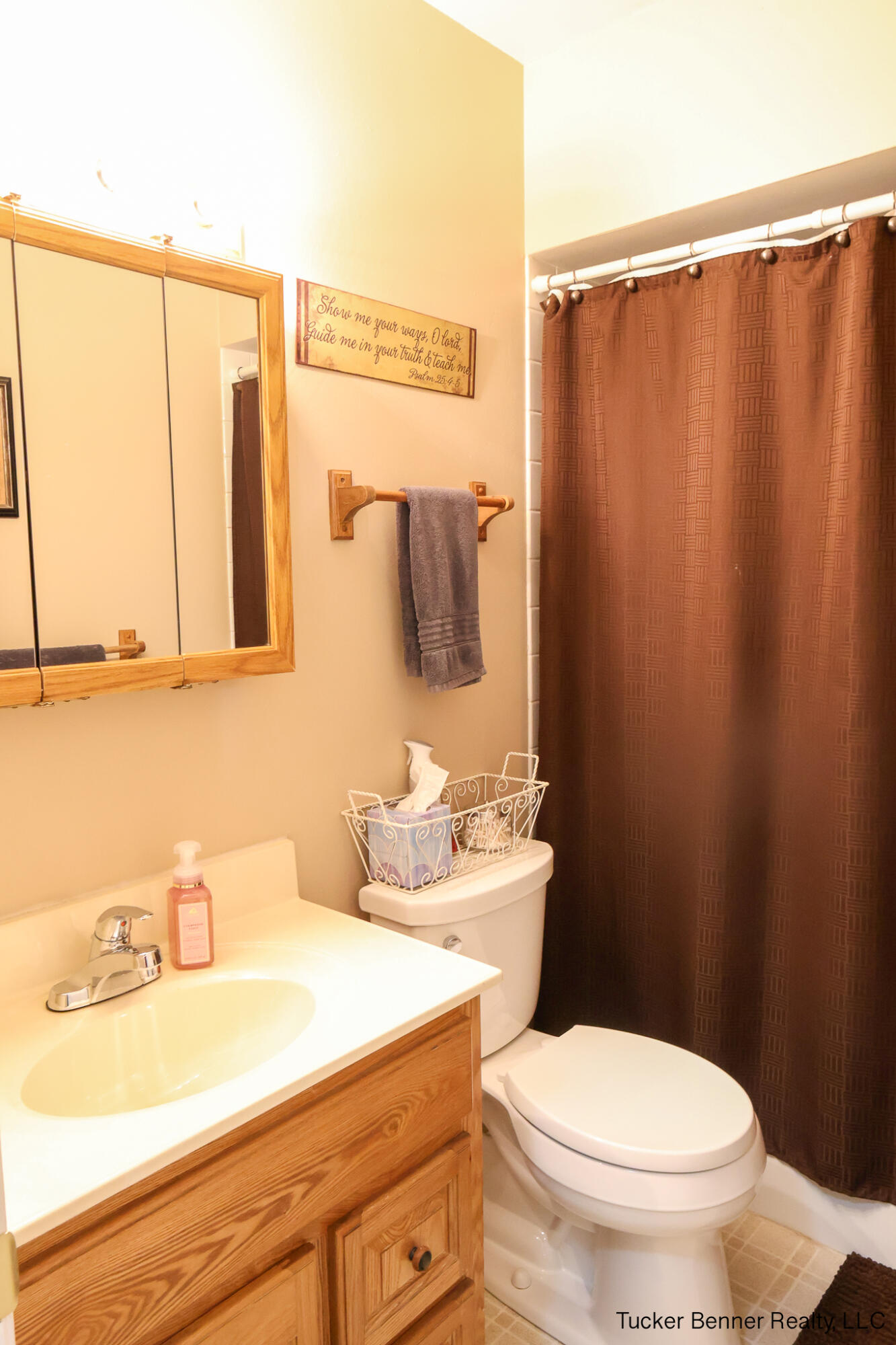 37 S Bear Lake Road Muskegon MI 49445