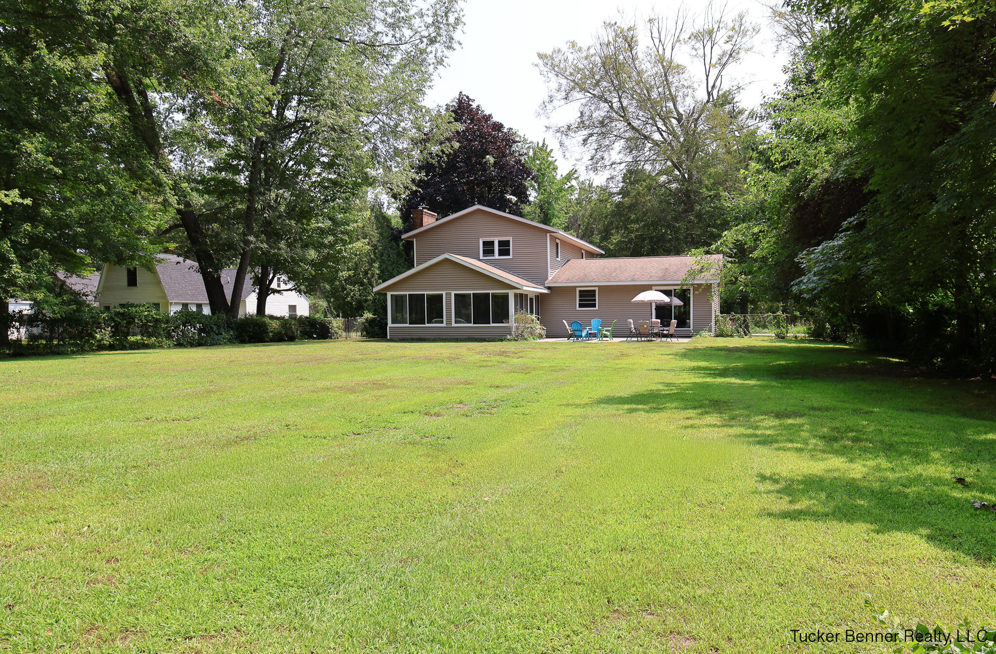 37 S Bear Lake Road Muskegon MI 49445