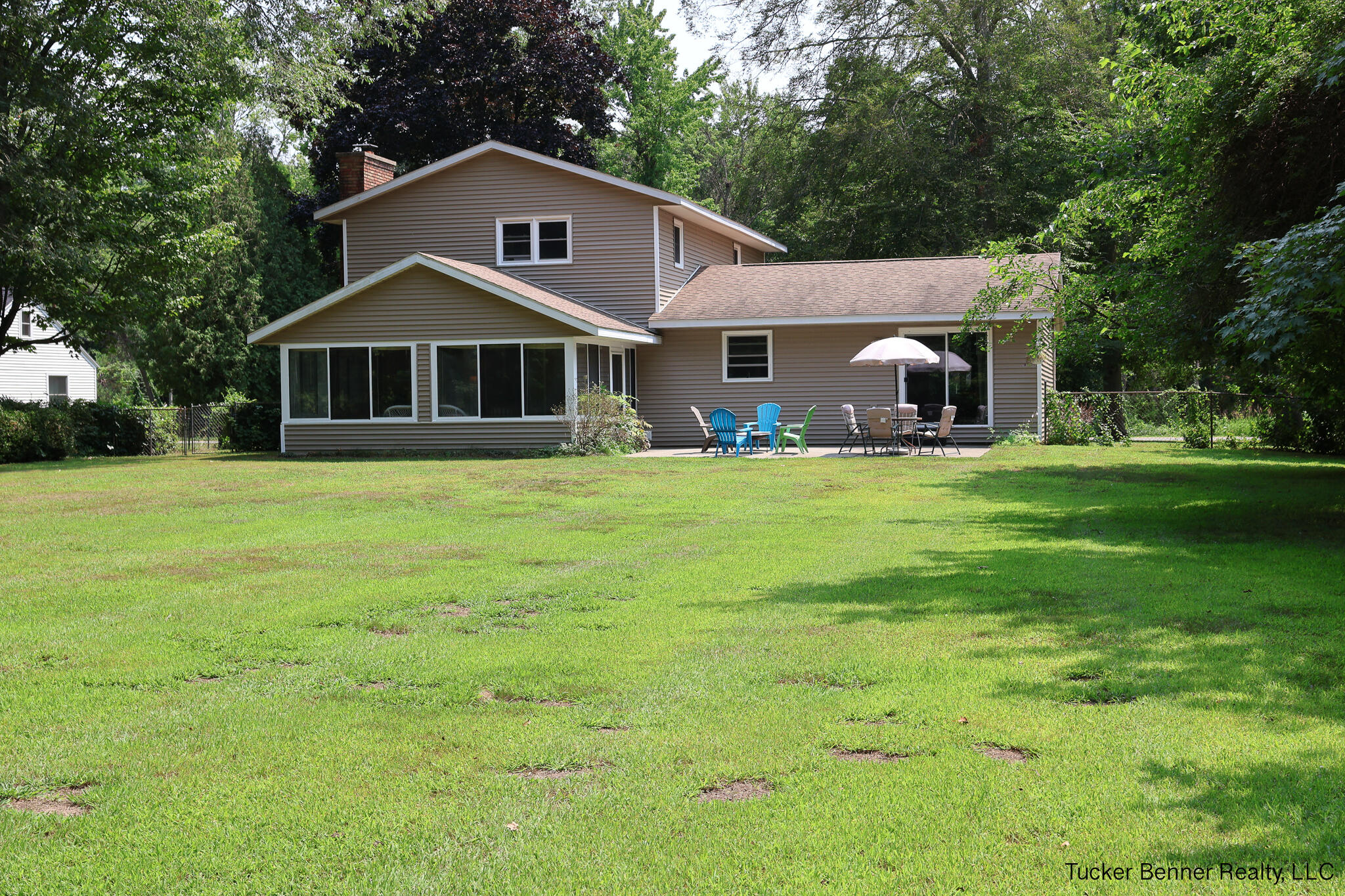 37 S Bear Lake Road Muskegon MI 49445