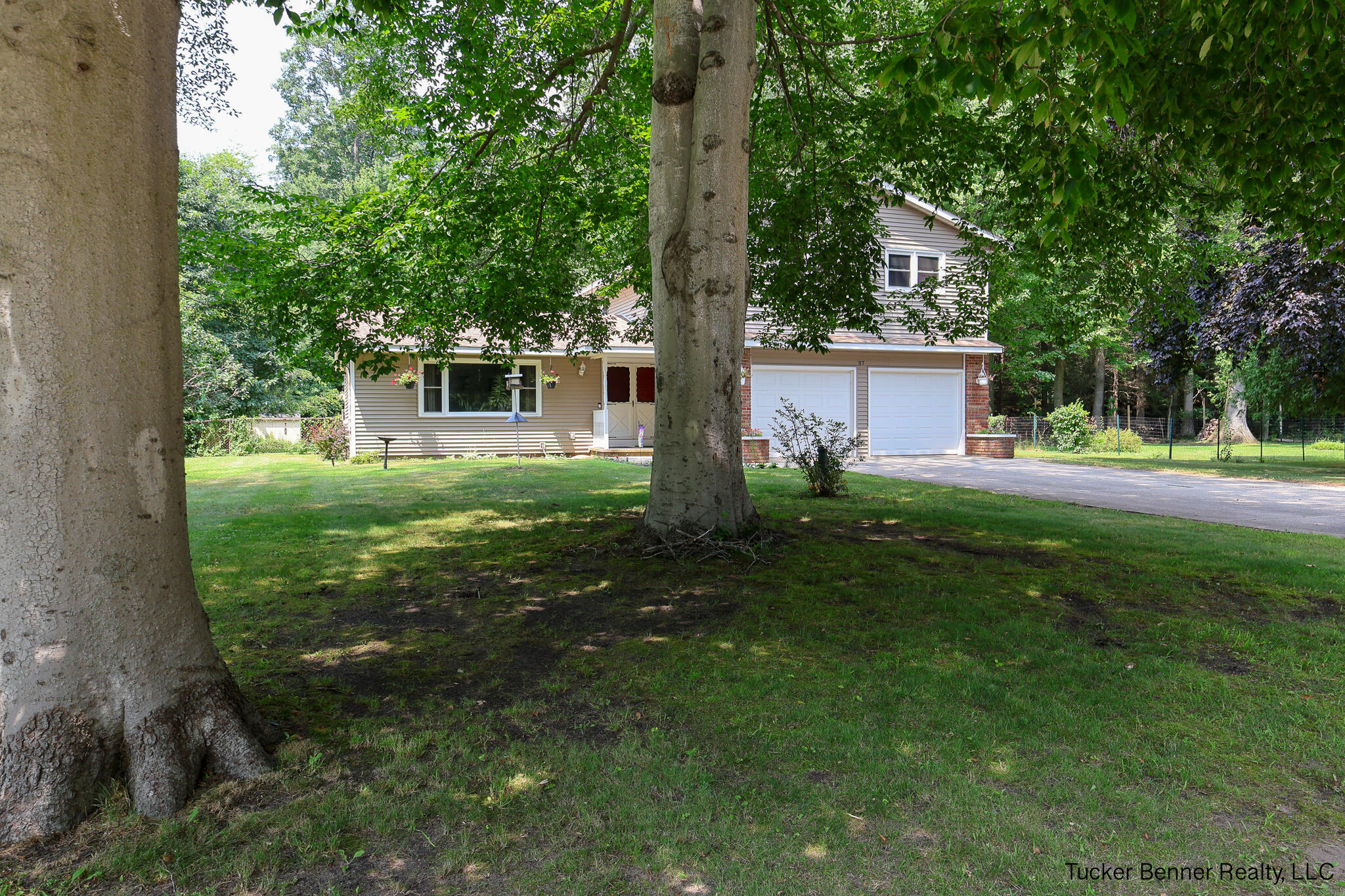 37 S Bear Lake Road Muskegon MI 49445
