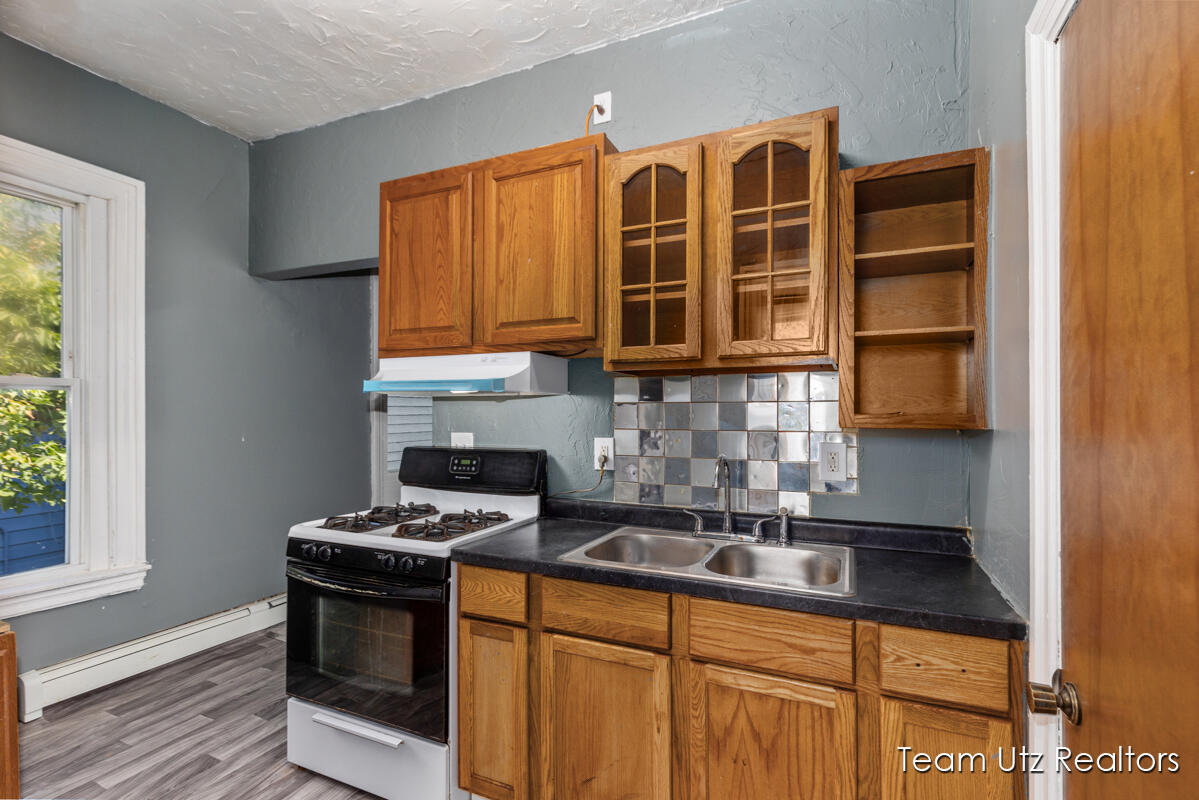 917 Jefferson Avenue SE Grand Rapids MI 49507