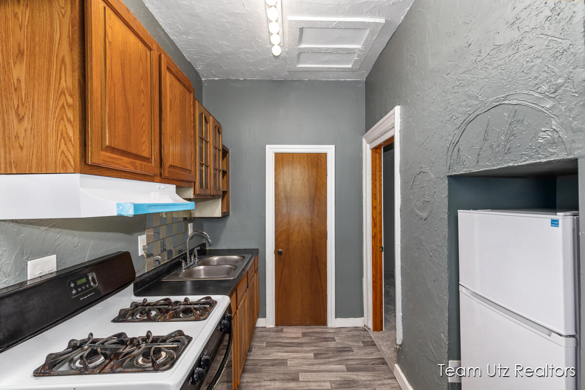 917 Jefferson Avenue SE Grand Rapids MI 49507