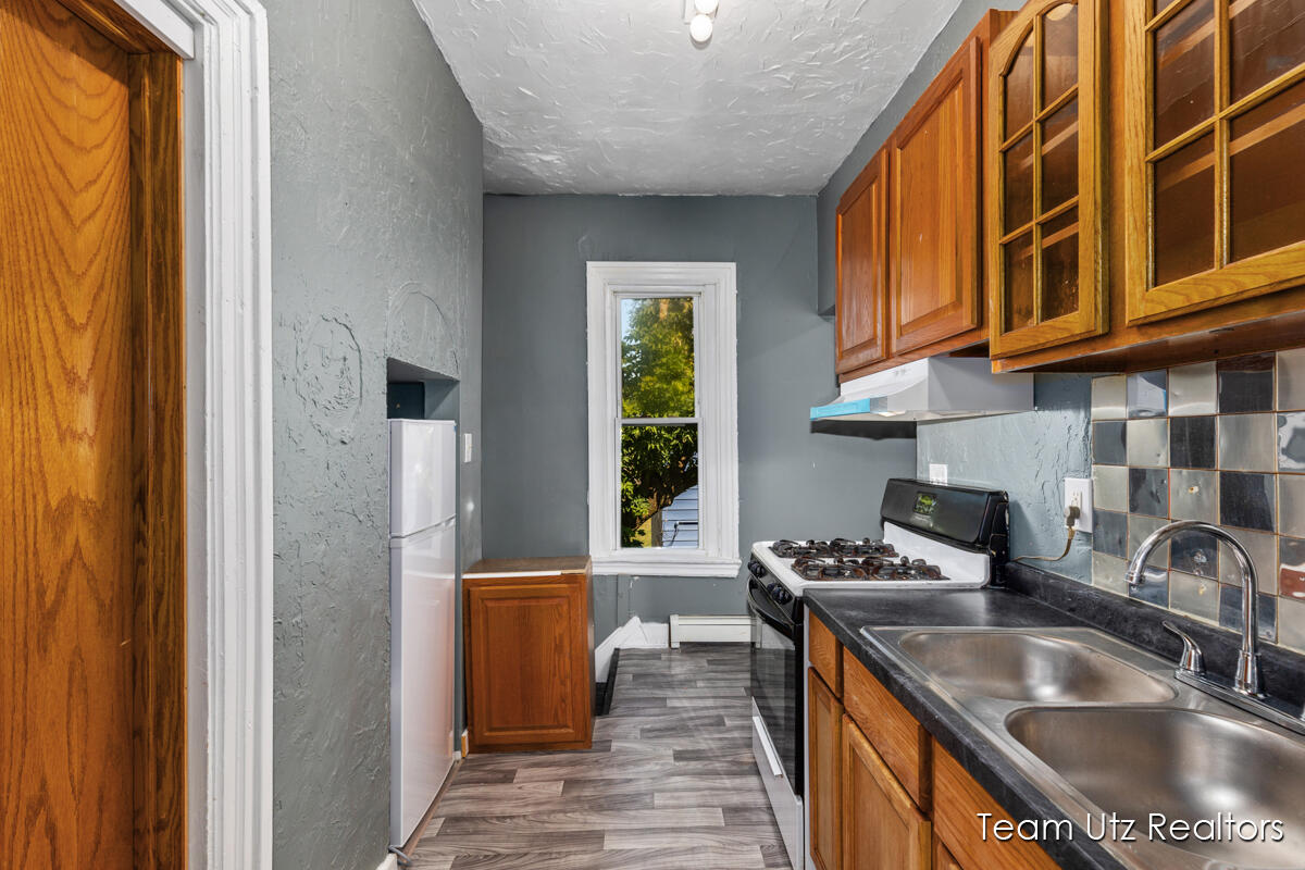 917 Jefferson Avenue SE Grand Rapids MI 49507