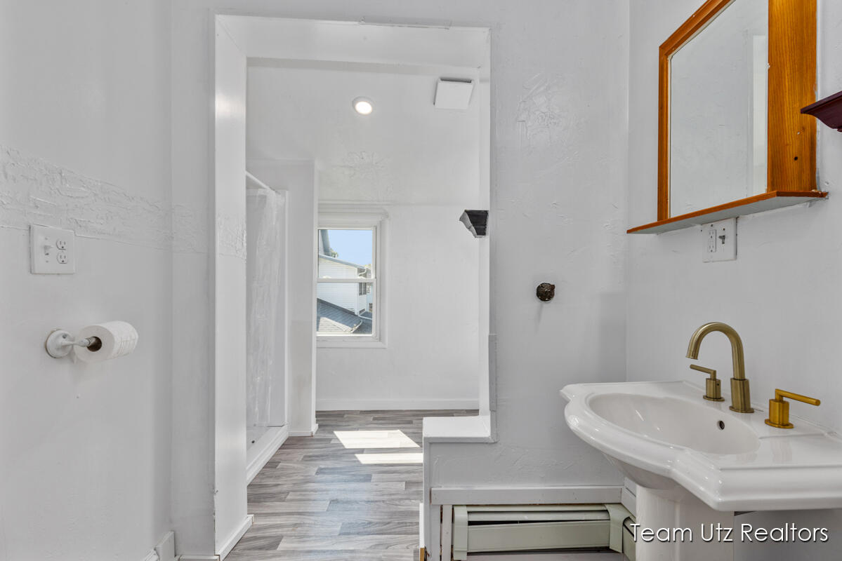 917 Jefferson Avenue SE Grand Rapids MI 49507