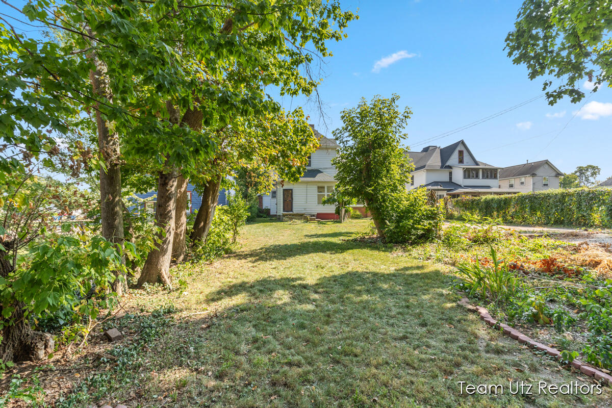 917 Jefferson Avenue SE Grand Rapids MI 49507