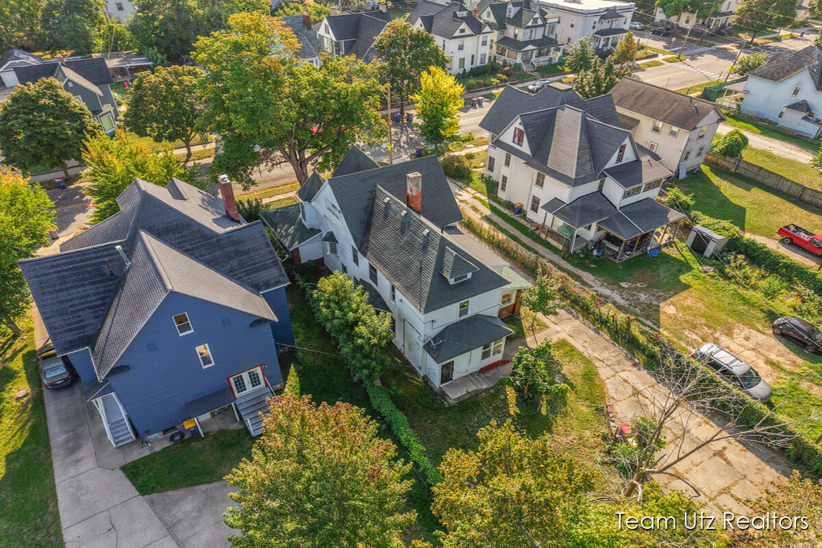 917 Jefferson Avenue SE Grand Rapids MI 49507