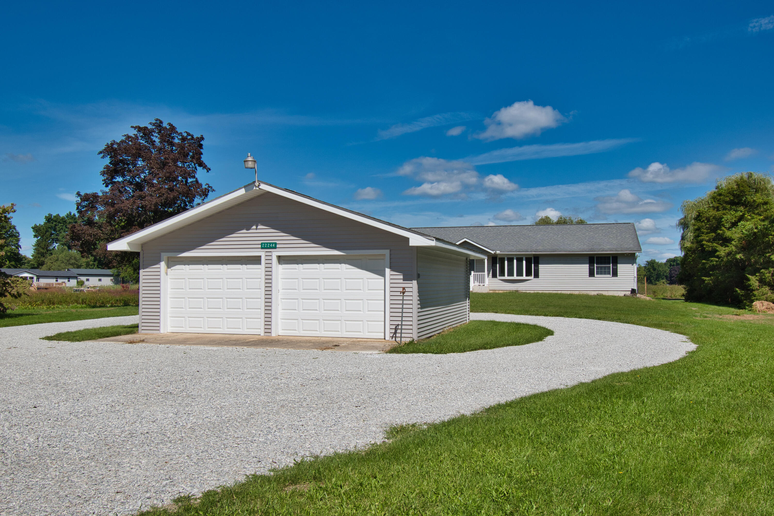 22244 Us-12 Edwardsburg MI 49112