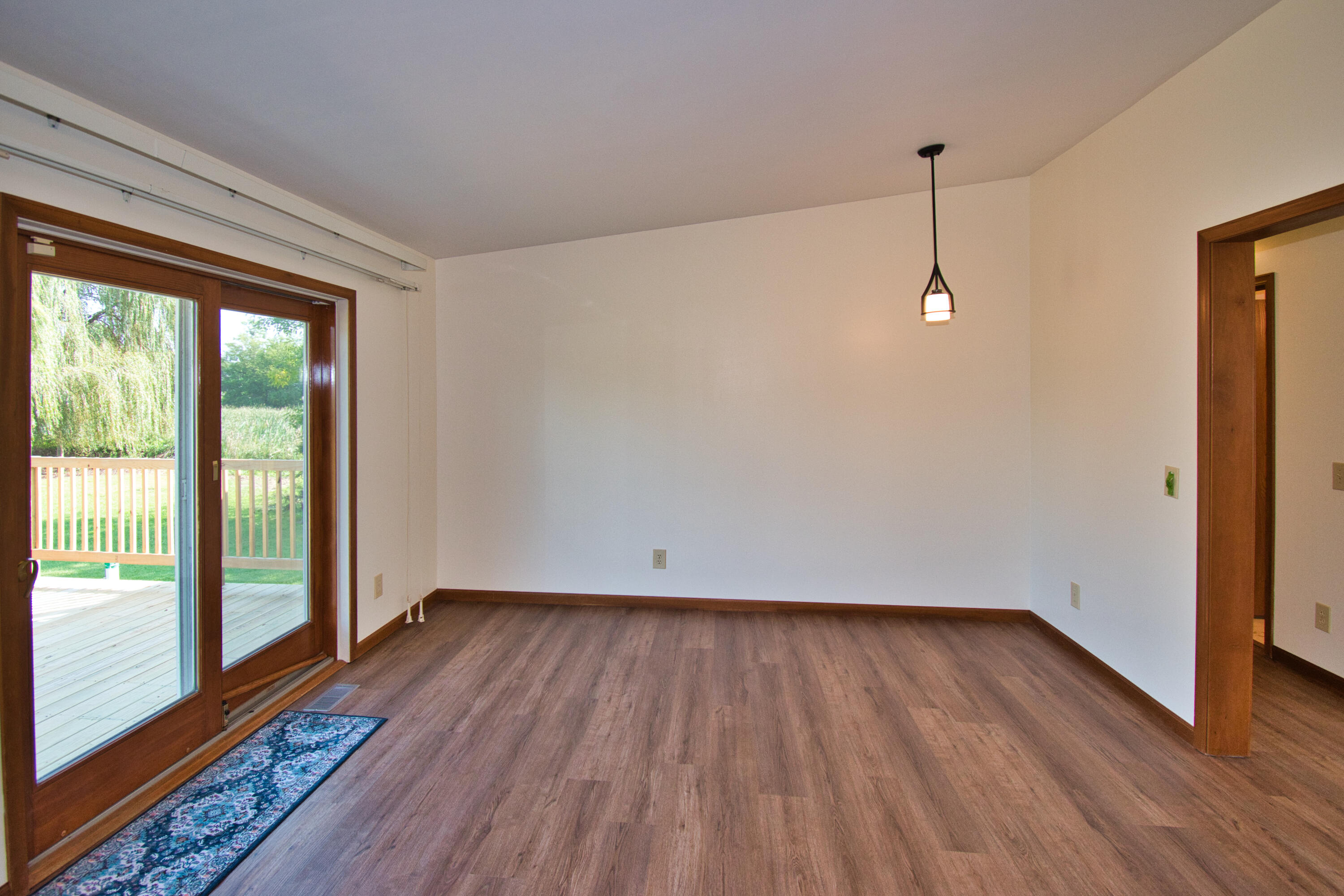 22244 Us-12 Edwardsburg MI 49112