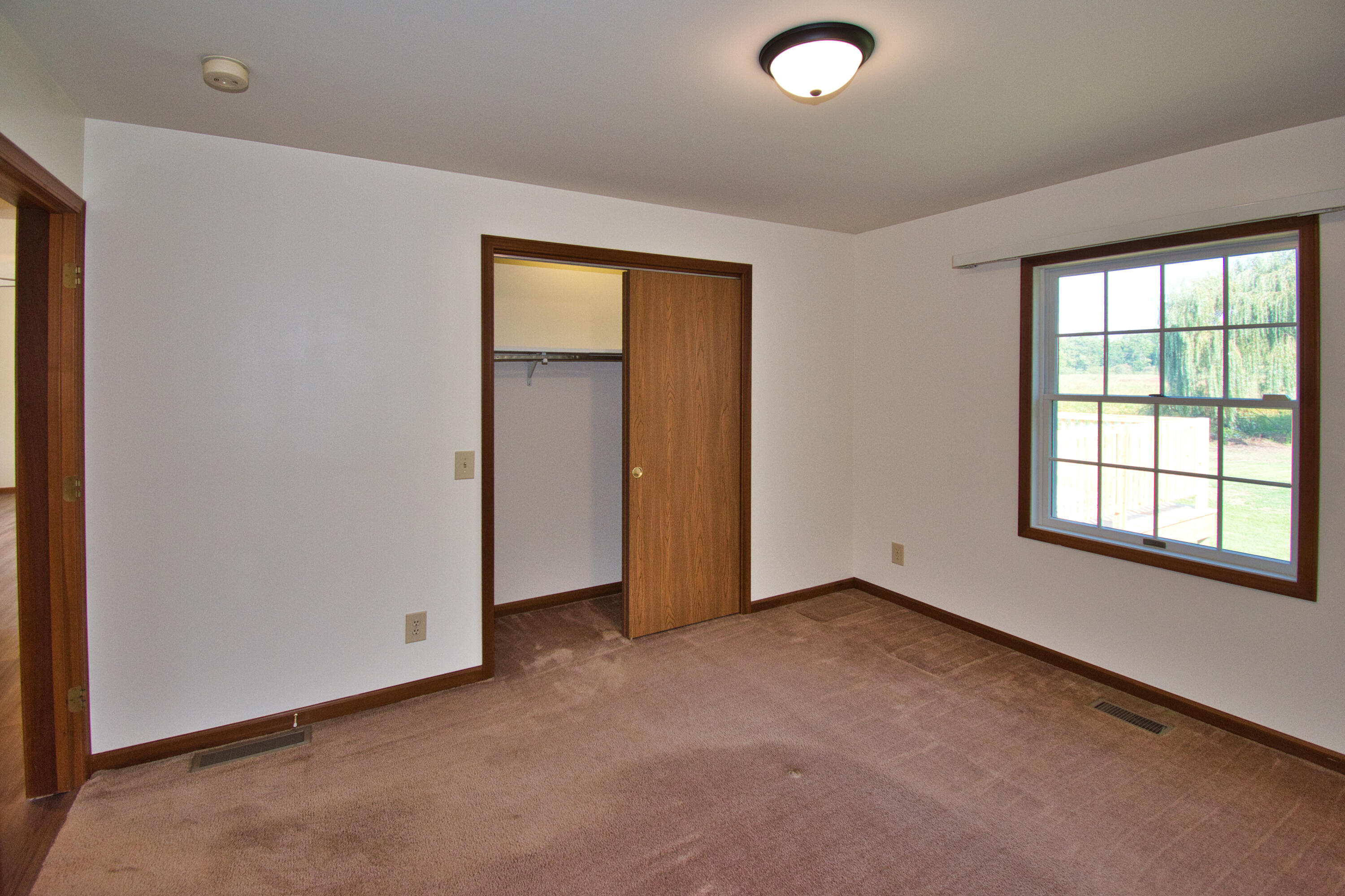 22244 Us-12 Edwardsburg MI 49112