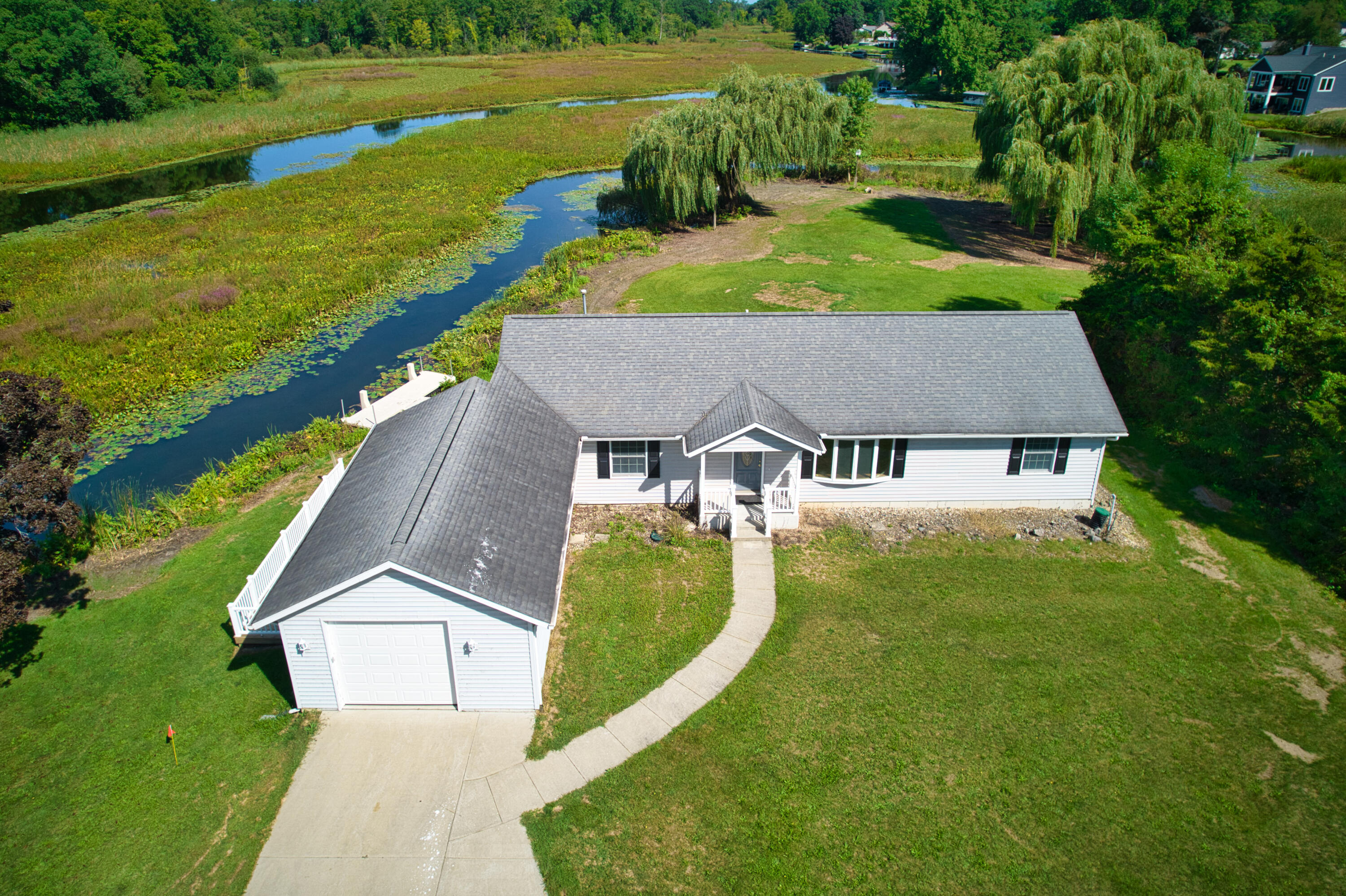 22244 Us-12 Edwardsburg MI 49112