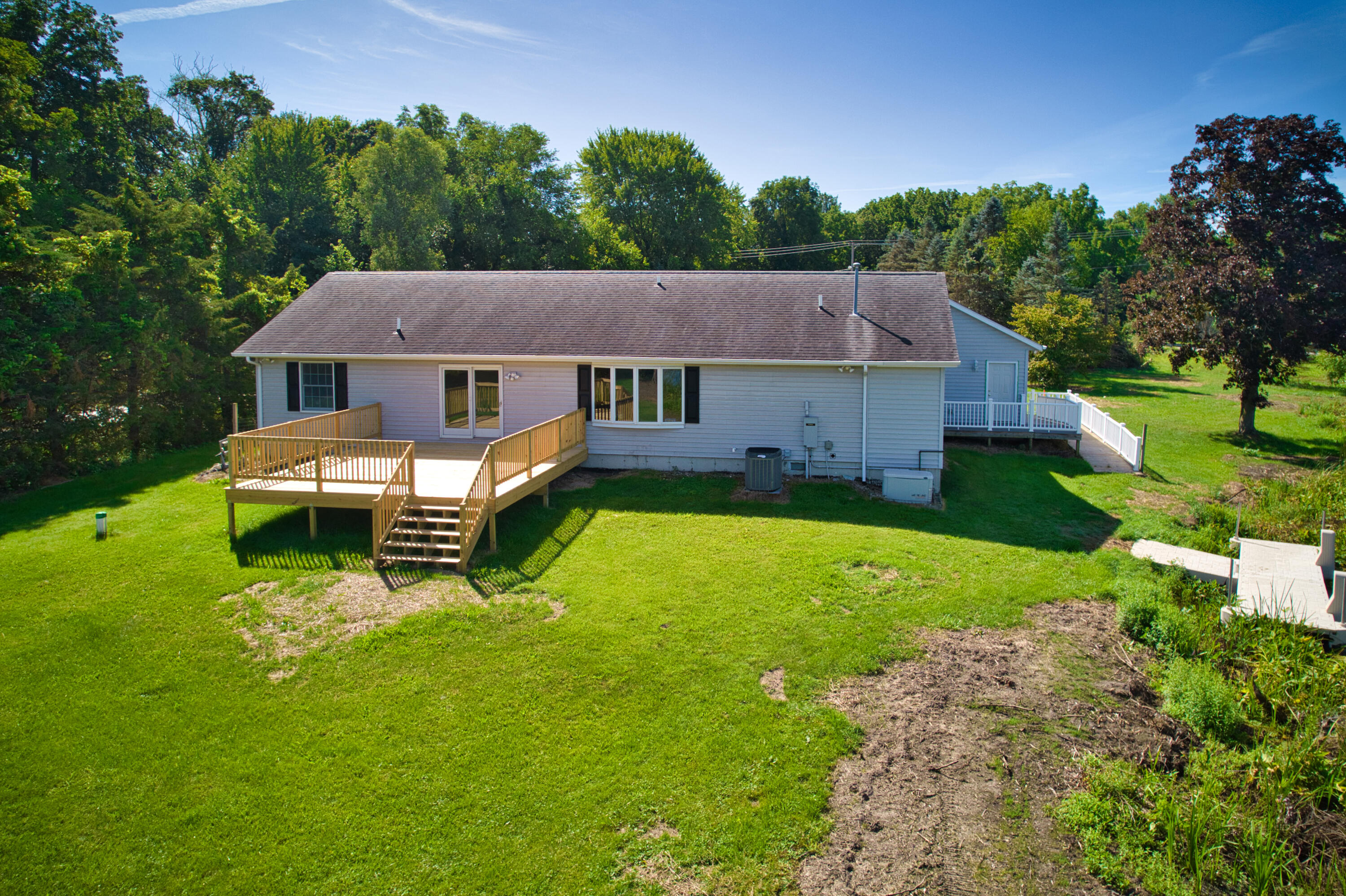 22244 Us-12 Edwardsburg MI 49112