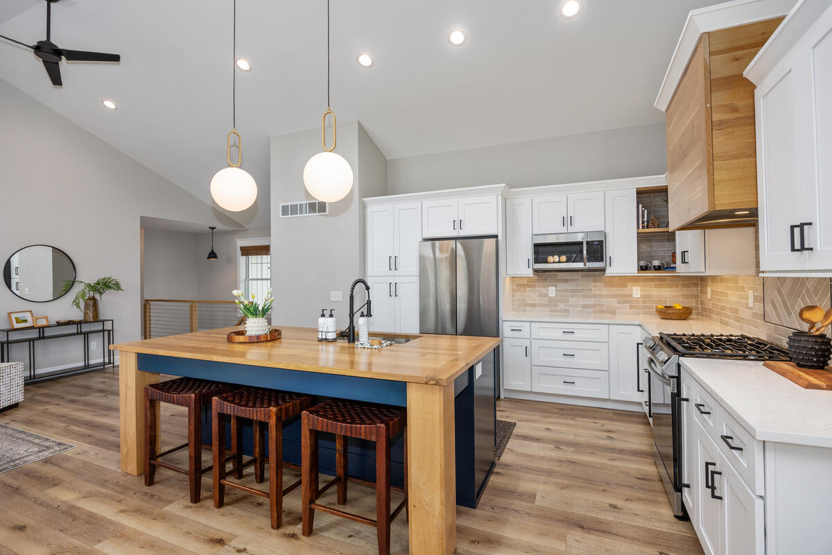 323 Katie Drive Grand Rapids MI 49534