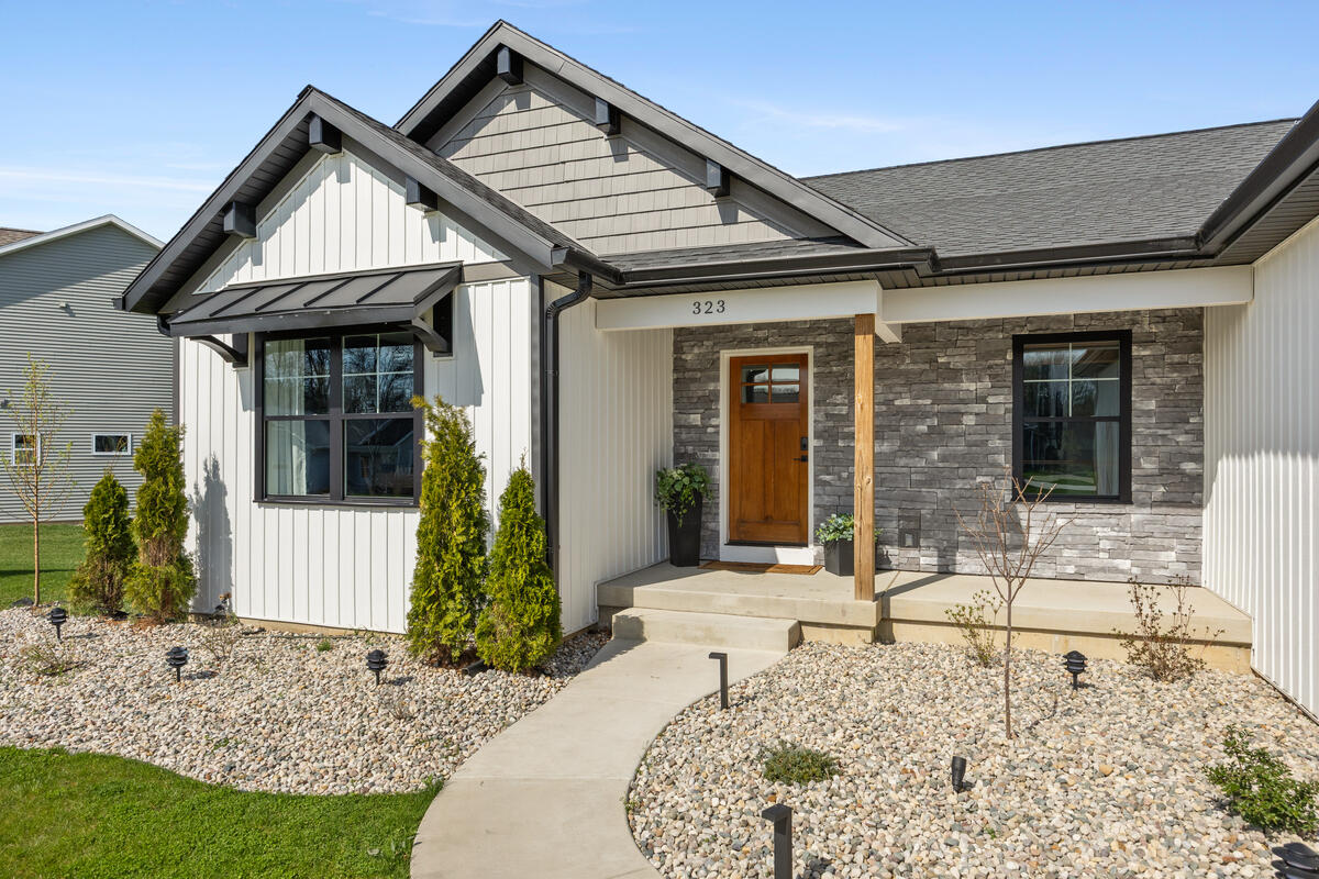 323 Katie Drive Grand Rapids MI 49534