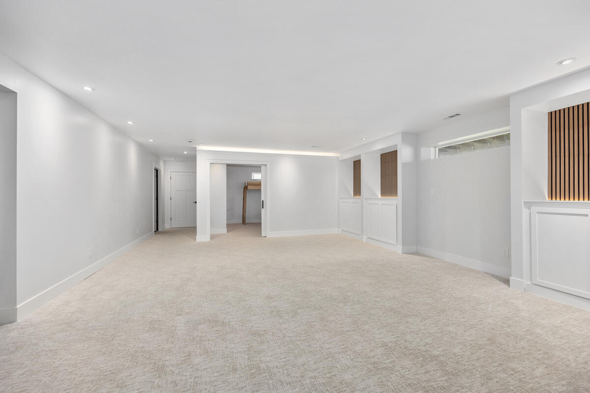 323 Katie Drive Grand Rapids MI 49534