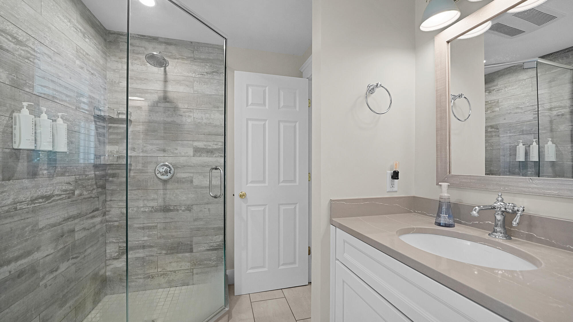 89 Water Street Douglas MI 49406