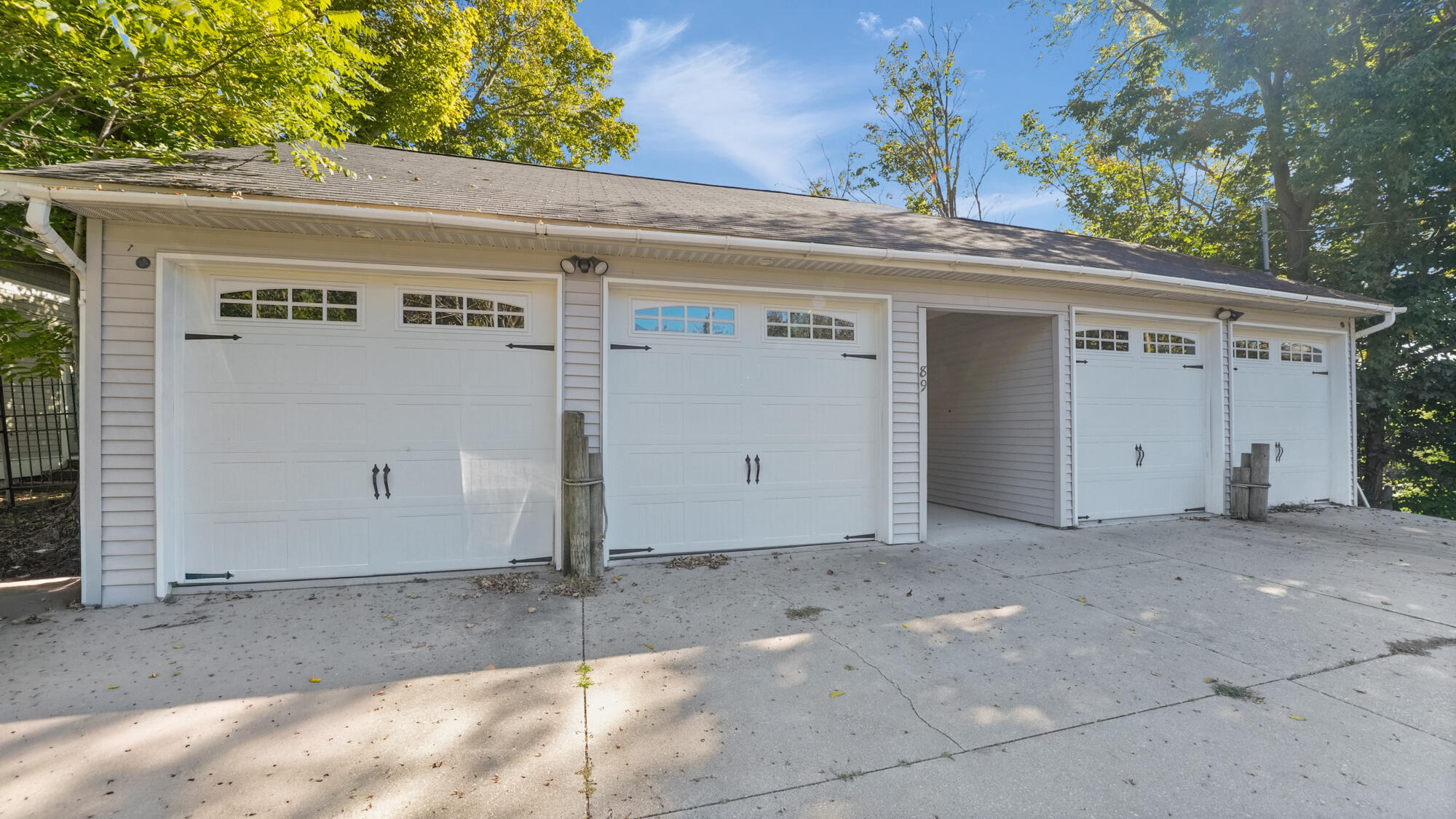 89 Water Street Douglas MI 49406