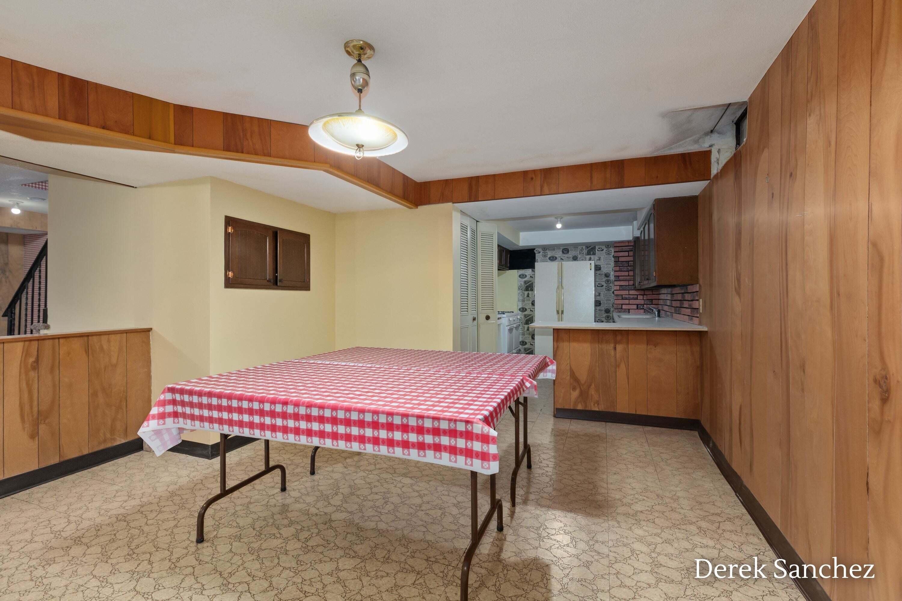 4674 Fennessy Street SW Grand Rapids MI 49534